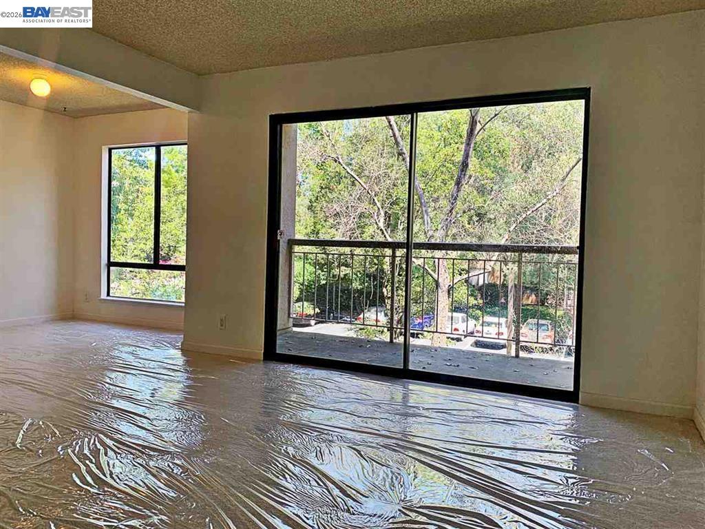430 Civic Dr UNIT 208, Walnut Creek, CA, 94596