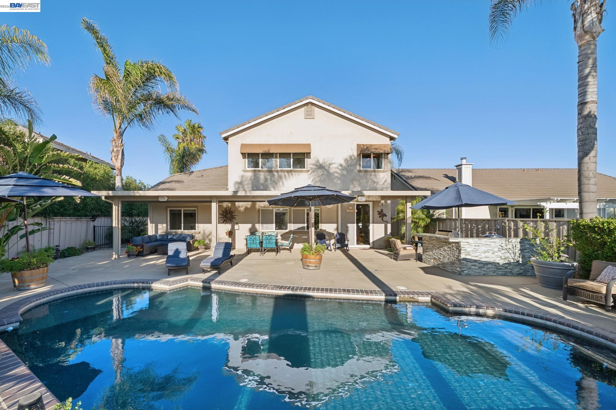 Detail Gallery Image 2 of 36 For 2142 Prestwick Dr, Discovery Bay,  CA 94505 - 5 Beds | 3 Baths