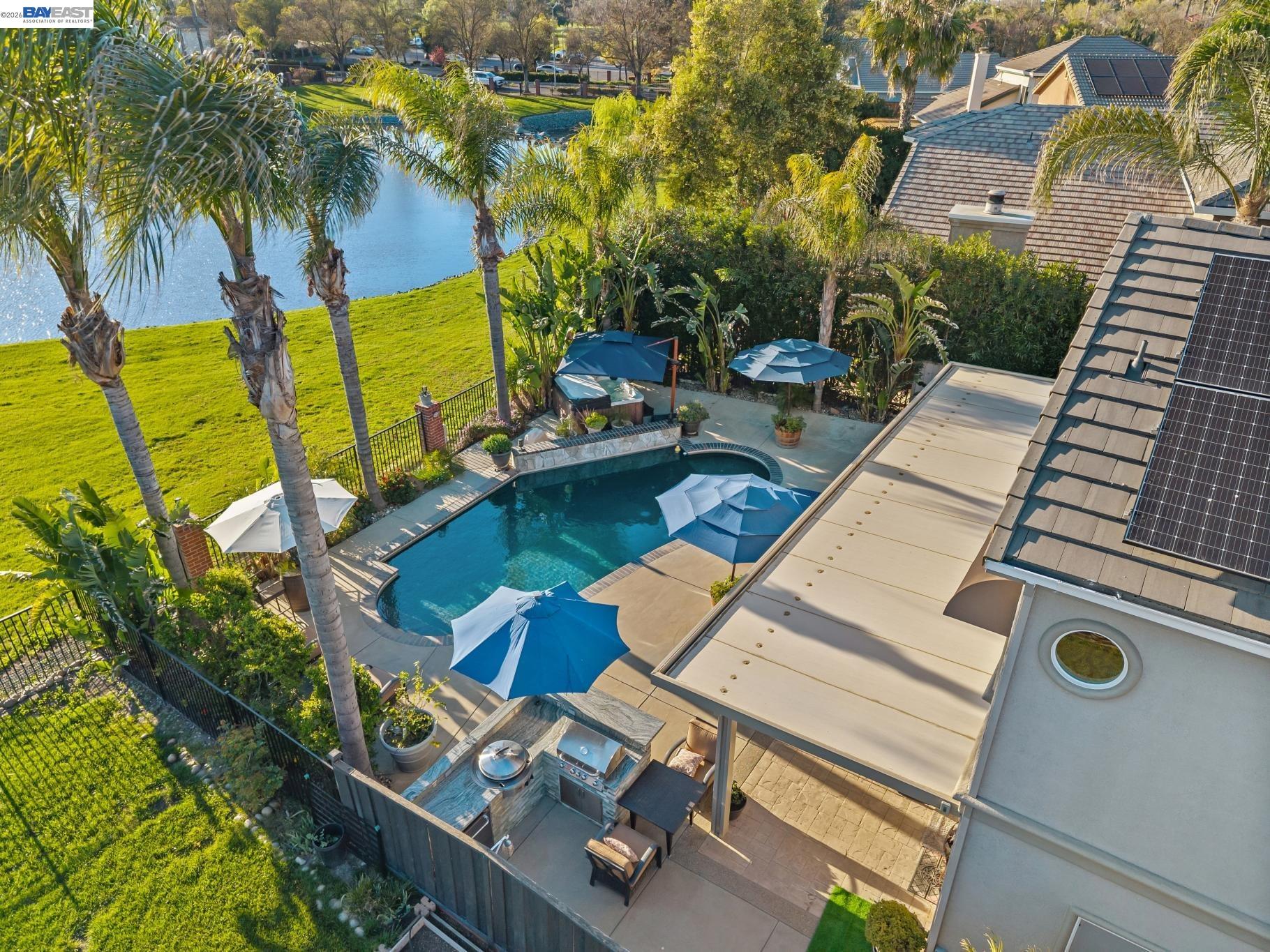 Detail Gallery Image 34 of 36 For 2142 Prestwick Dr, Discovery Bay,  CA 94505 - 5 Beds | 3 Baths