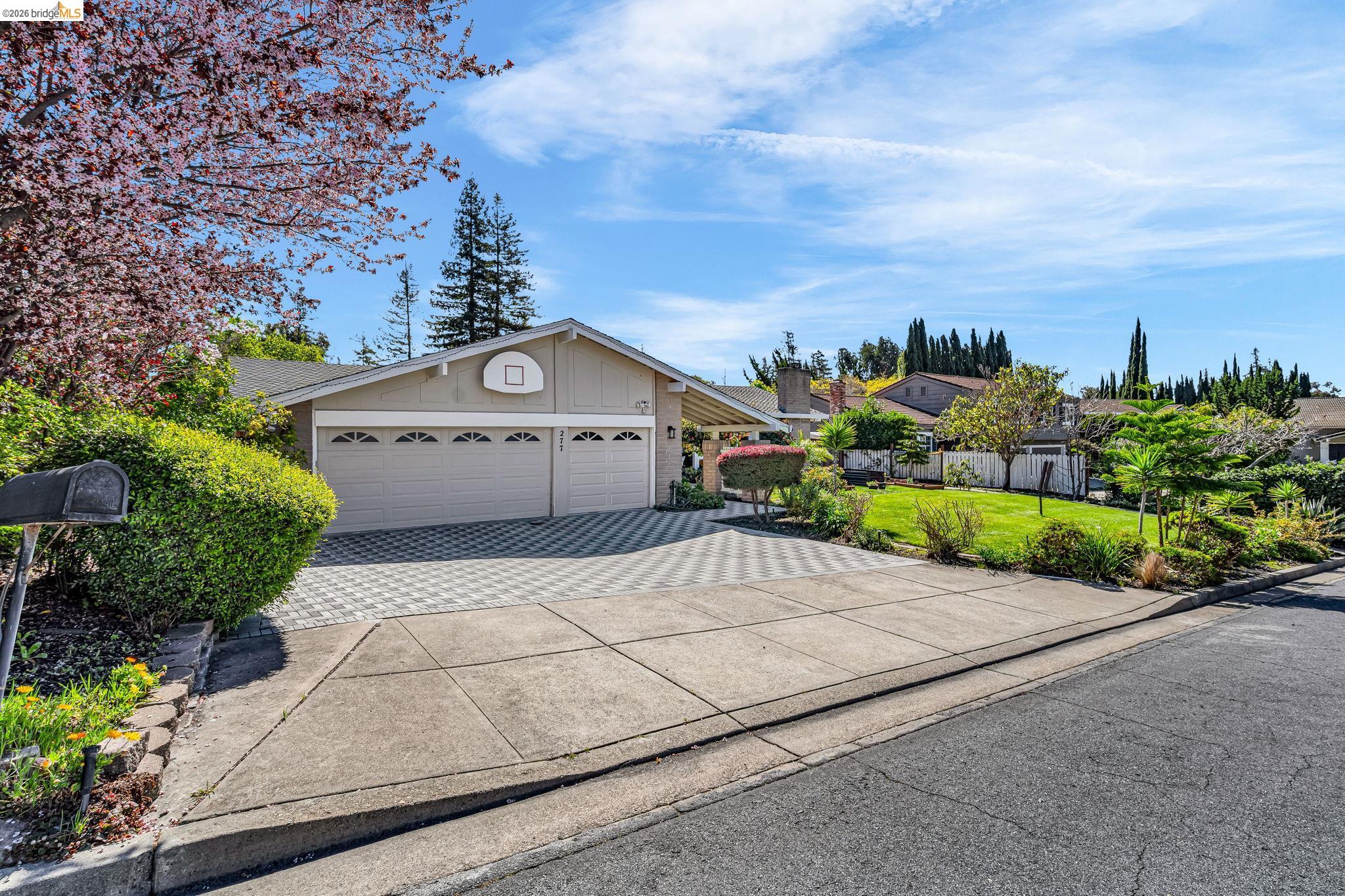 Detail Gallery Image 2 of 59 For 277 Hidalgo Court, Fremont,  CA 94539-9999 - 4 Beds | 3 Baths