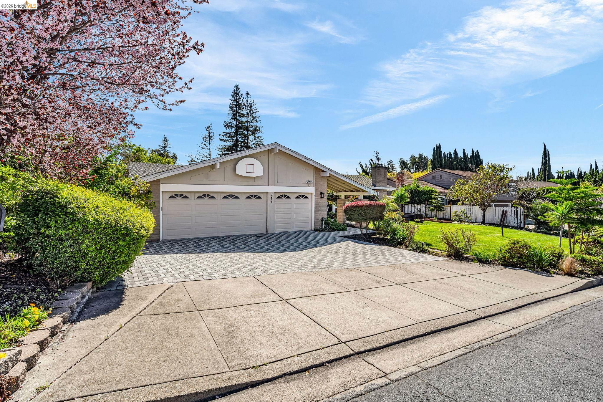 Detail Gallery Image 3 of 59 For 277 Hidalgo Court, Fremont,  CA 94539-9999 - 4 Beds | 3 Baths