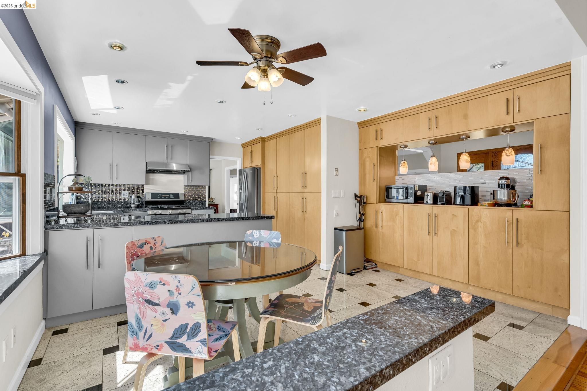 Detail Gallery Image 24 of 59 For 277 Hidalgo Court, Fremont,  CA 94539-9999 - 4 Beds | 3 Baths