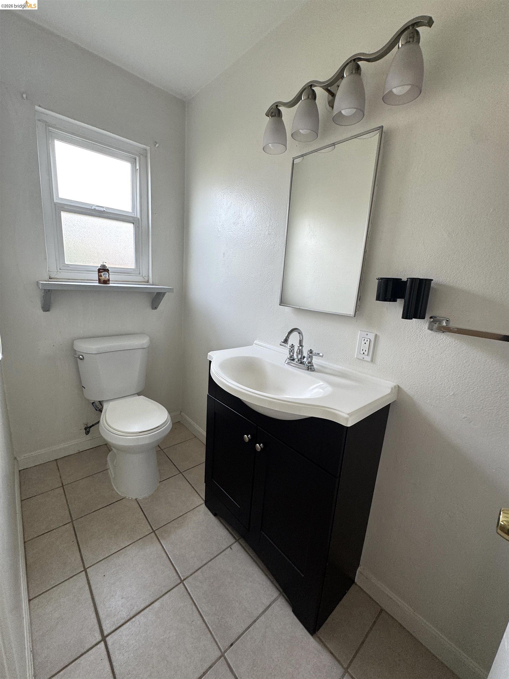 Detail Gallery Image 10 of 10 For 35795 Cabral Drive, Fremont,  CA 94536 - 3 Beds | 2 Baths