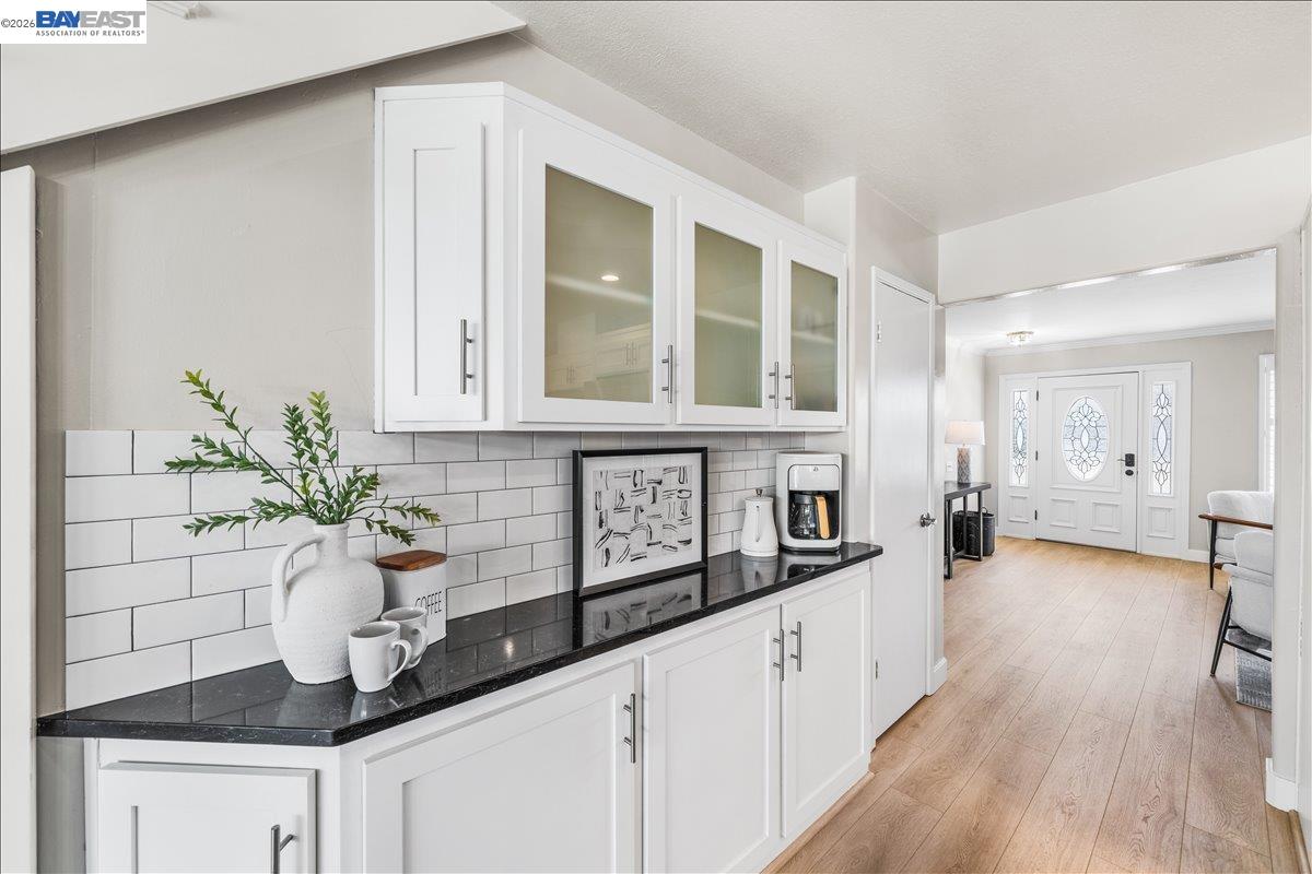 Detail Gallery Image 14 of 60 For 552 Hanover St, Livermore,  CA 94551 - 4 Beds | 2 Baths