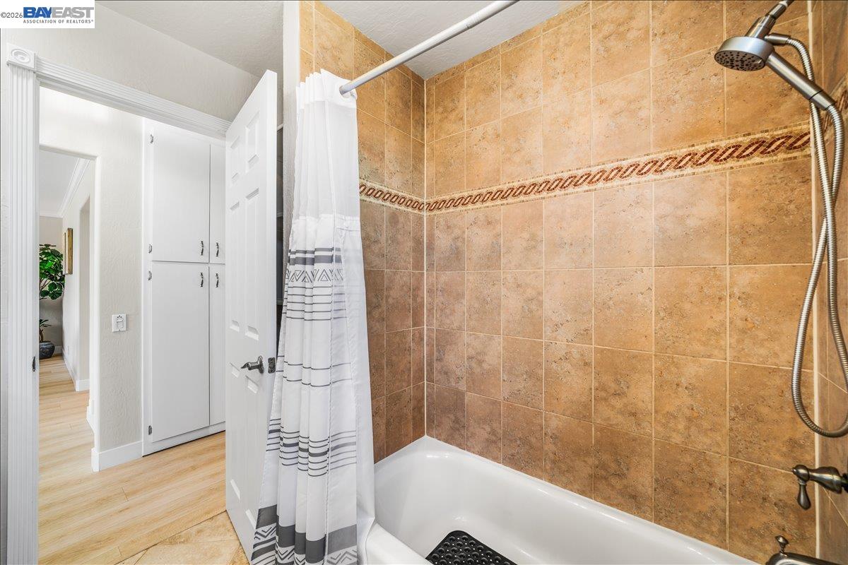 Detail Gallery Image 29 of 60 For 552 Hanover St, Livermore,  CA 94551 - 4 Beds | 2 Baths