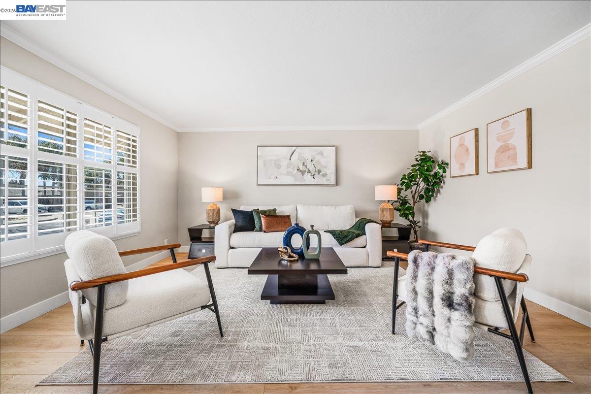 Detail Gallery Image 4 of 60 For 552 Hanover St, Livermore,  CA 94551 - 4 Beds | 2 Baths