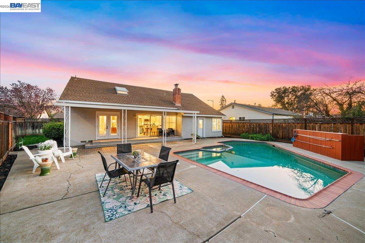 Detail Gallery Image 43 of 60 For 552 Hanover St, Livermore,  CA 94551 - 4 Beds | 2 Baths