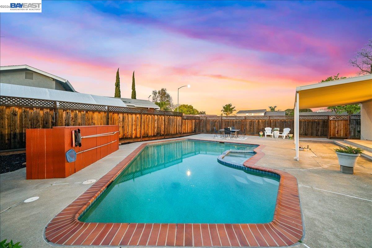 Detail Gallery Image 44 of 60 For 552 Hanover St, Livermore,  CA 94551 - 4 Beds | 2 Baths