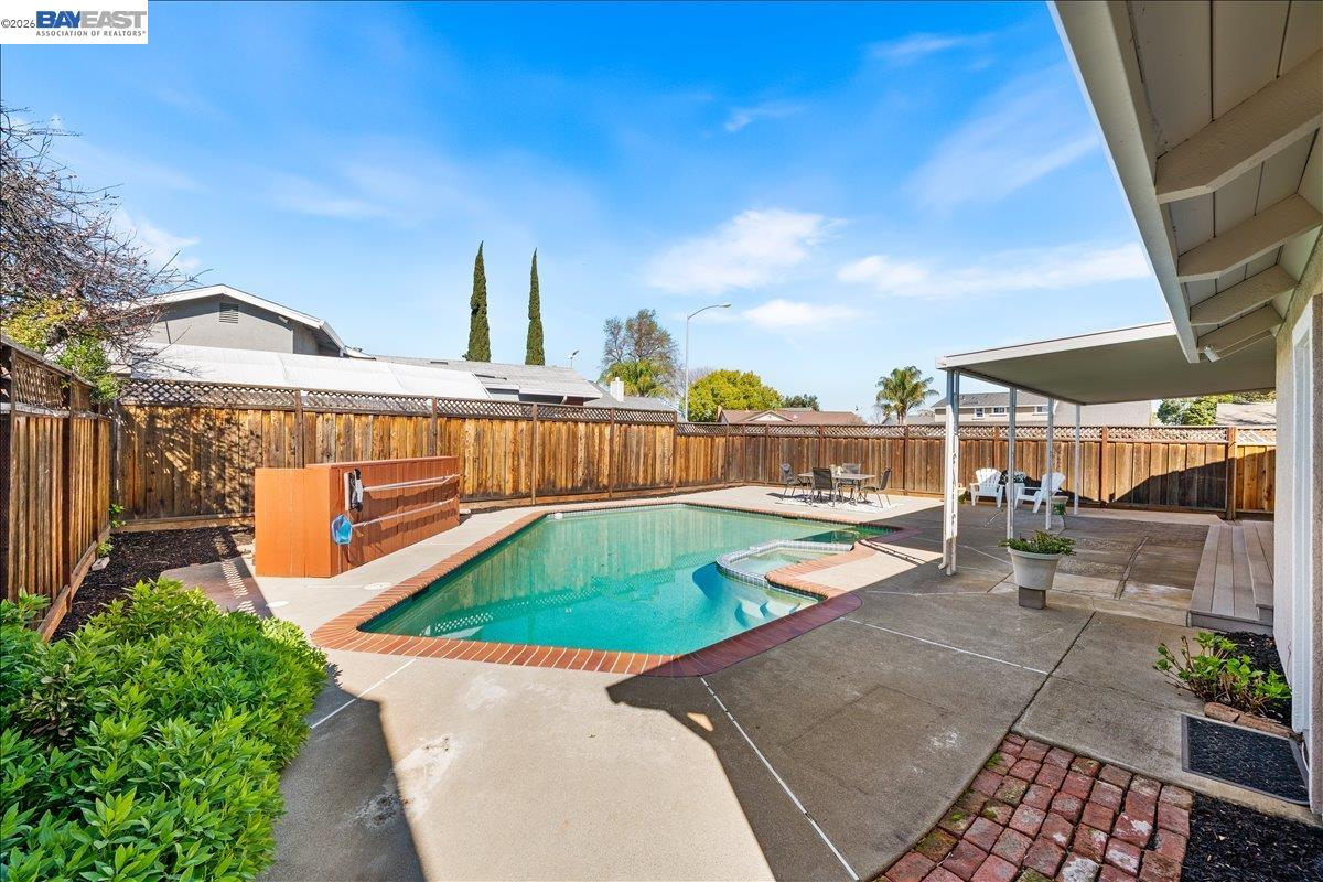 Detail Gallery Image 52 of 60 For 552 Hanover St, Livermore,  CA 94551 - 4 Beds | 2 Baths