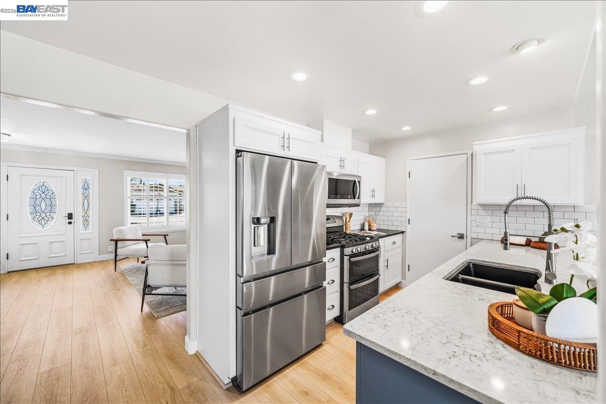 Detail Gallery Image 7 of 60 For 552 Hanover St, Livermore,  CA 94551 - 4 Beds | 2 Baths