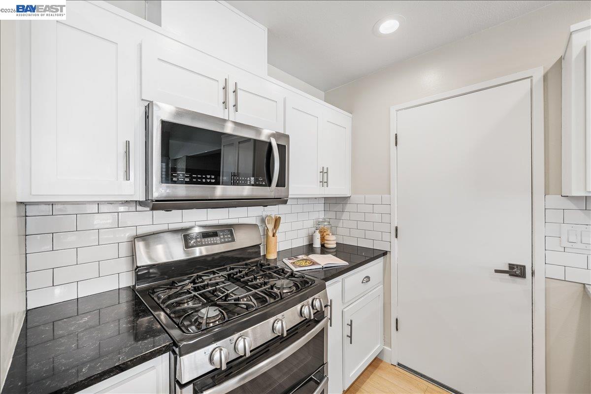 Detail Gallery Image 10 of 60 For 552 Hanover St, Livermore,  CA 94551 - 4 Beds | 2 Baths