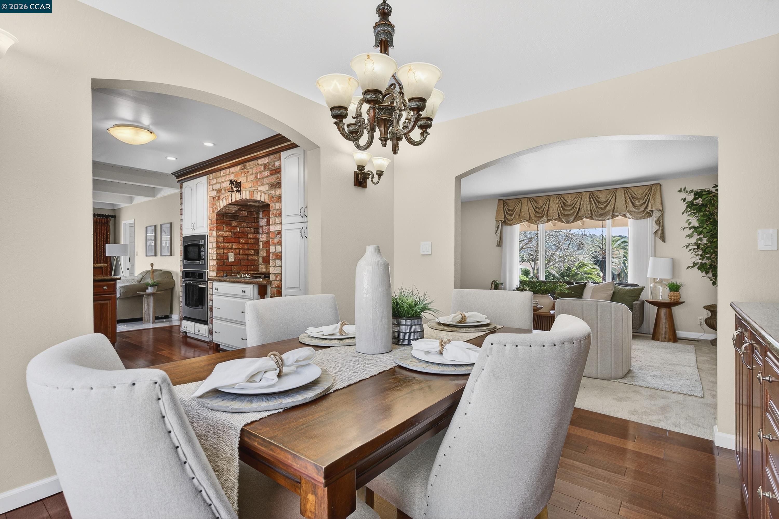 Detail Gallery Image 11 of 60 For 2654 Tamalpais Dr, Pinole,  CA 94564 - 4 Beds | 2/1 Baths