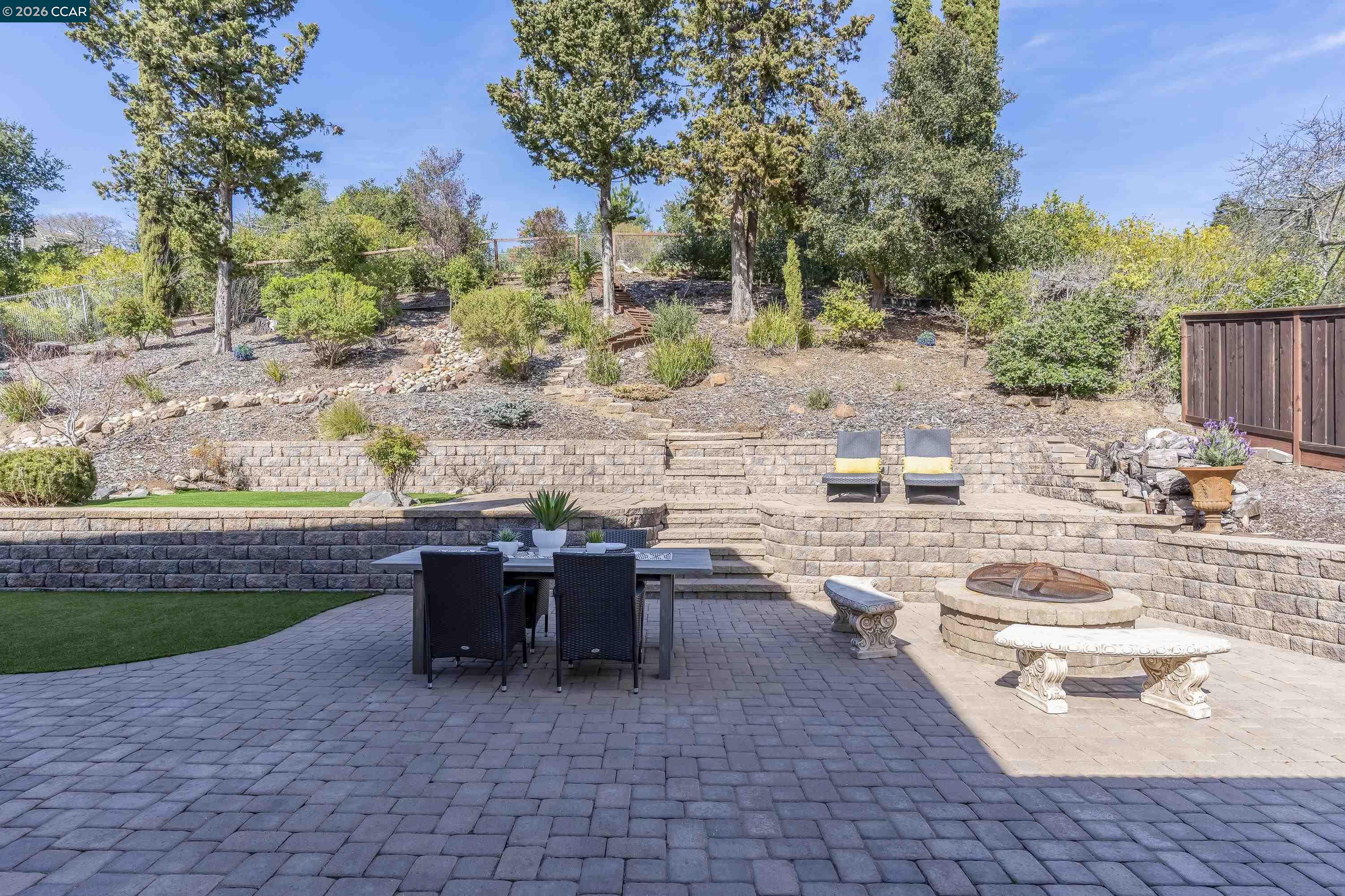 Detail Gallery Image 49 of 60 For 2654 Tamalpais Dr, Pinole,  CA 94564 - 4 Beds | 2/1 Baths