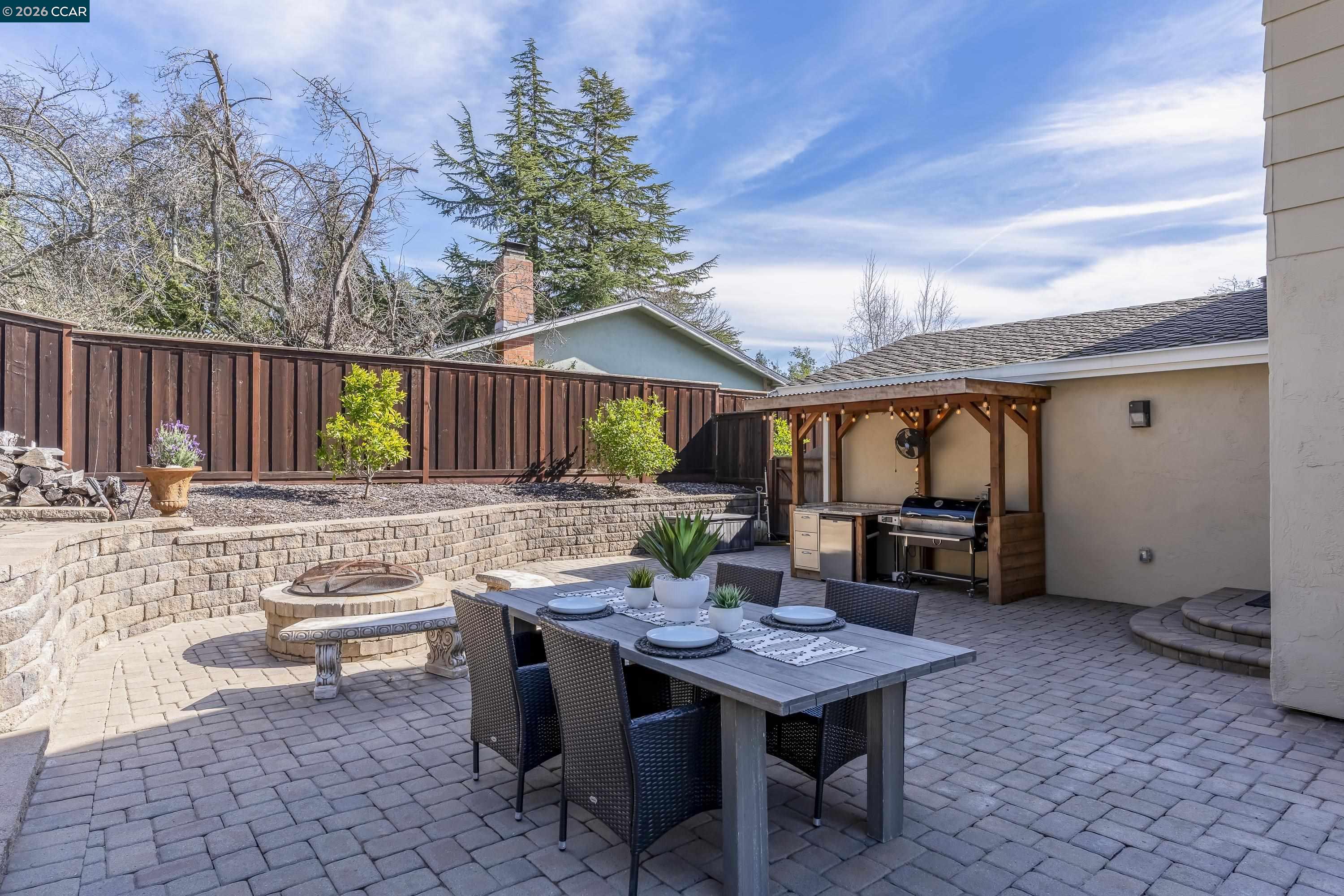 Detail Gallery Image 50 of 60 For 2654 Tamalpais Dr, Pinole,  CA 94564 - 4 Beds | 2/1 Baths