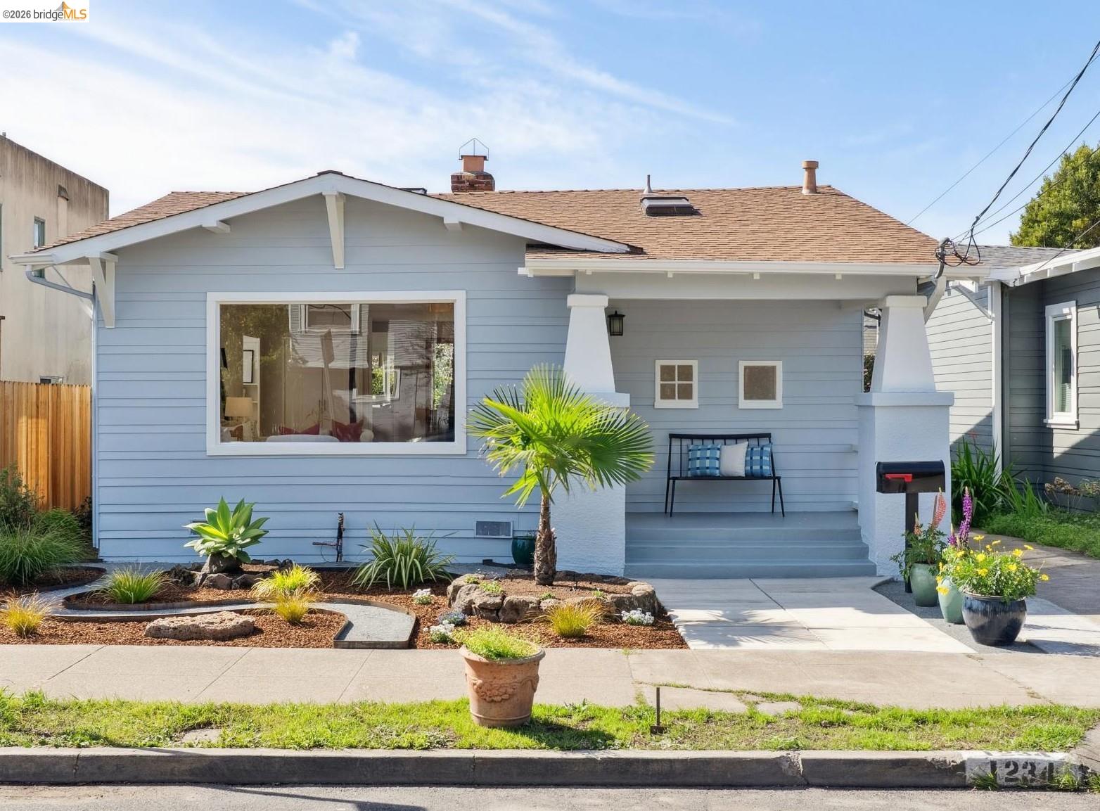 Front Image Thumbnail for EB41125868