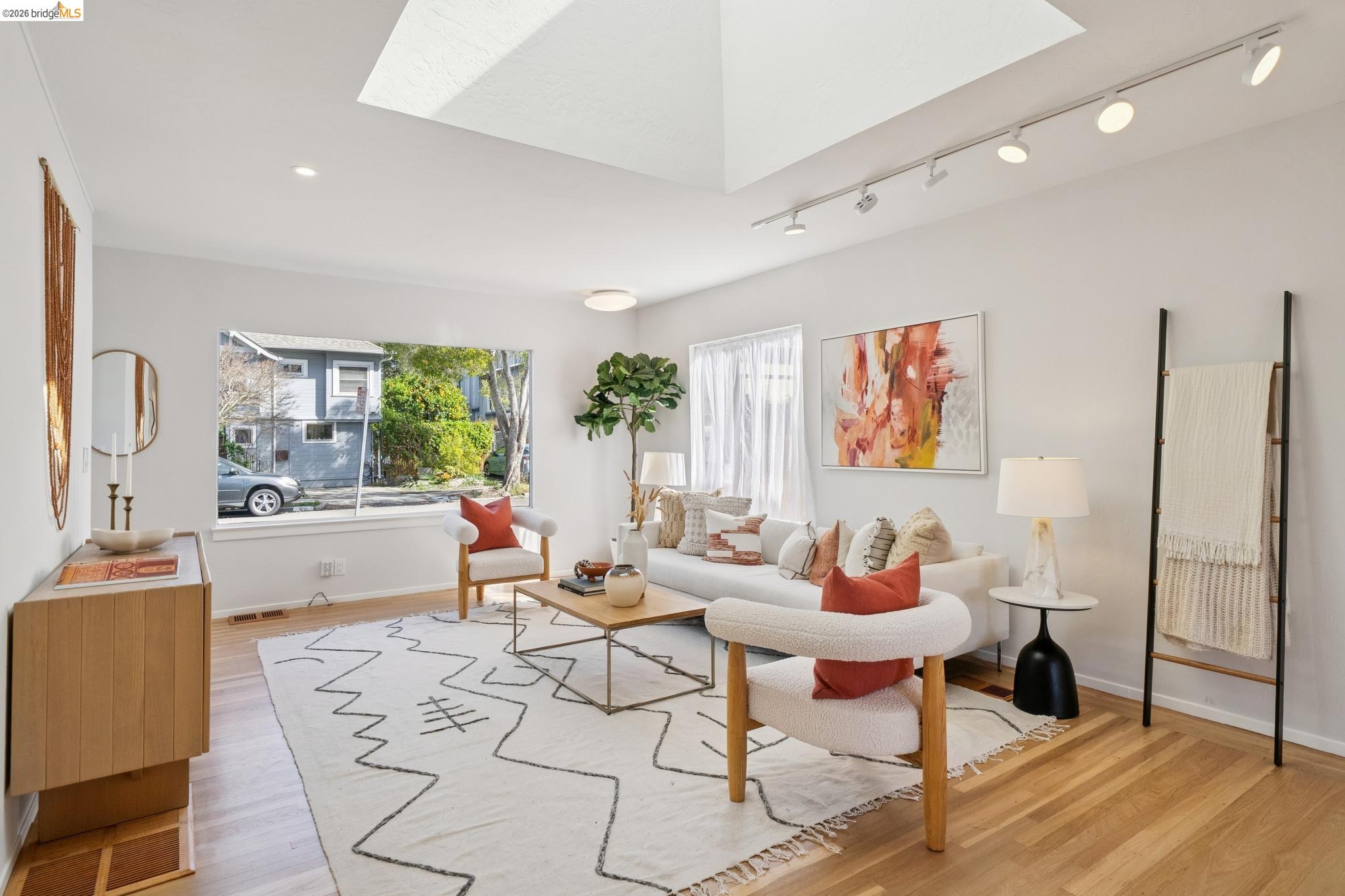 Detail Gallery Image 15 of 60 For 1234 Stannage Ave, Berkeley,  CA 94706 - 2 Beds | 1 Baths