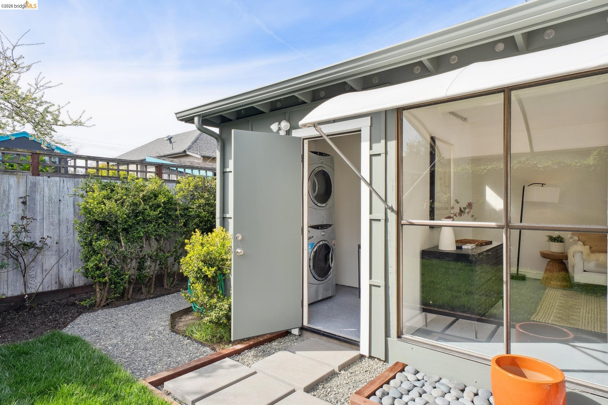 Detail Gallery Image 56 of 60 For 1234 Stannage Ave, Berkeley,  CA 94706 - 2 Beds | 1 Baths