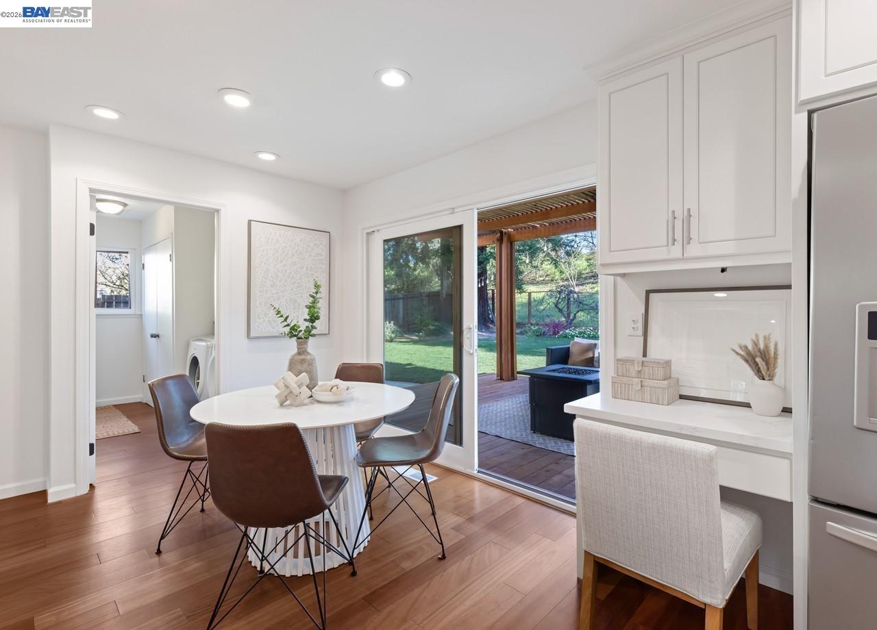 Detail Gallery Image 21 of 57 For 14 E Leeds Ct, Danville,  CA 94526 - 5 Beds | 2/1 Baths