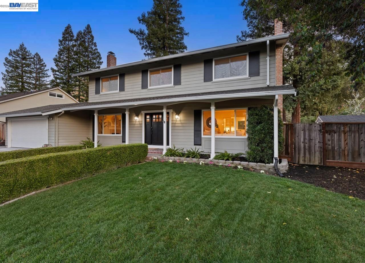 Detail Gallery Image 7 of 57 For 14 E Leeds Ct, Danville,  CA 94526 - 5 Beds | 2/1 Baths