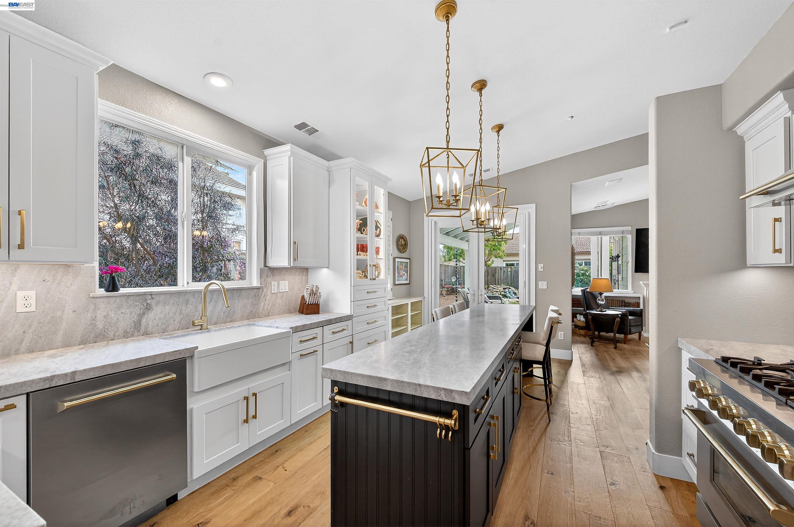 Detail Gallery Image 11 of 26 For 6433 Owl Way, Livermore,  CA 94551 - 4 Beds | 2 Baths