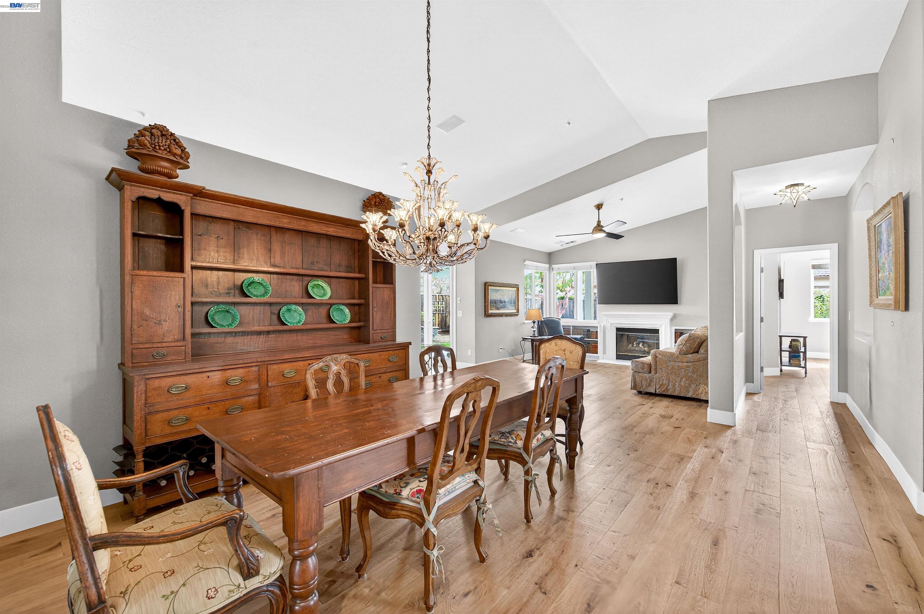 Detail Gallery Image 6 of 26 For 6433 Owl Way, Livermore,  CA 94551 - 4 Beds | 2 Baths