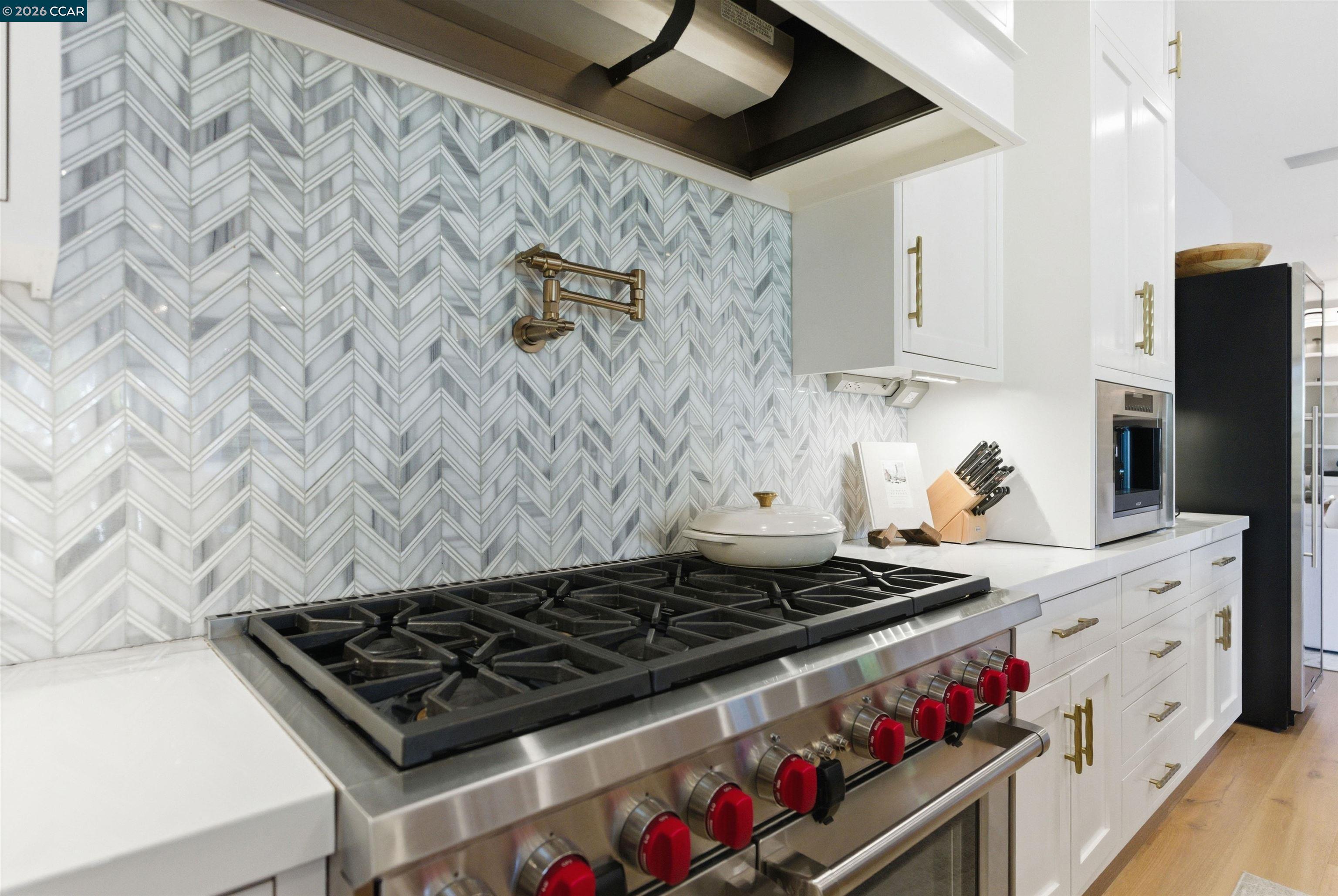 Detail Gallery Image 16 of 52 For 310 David Drive, Alamo,  CA 94507 - 4 Beds | 4/1 Baths