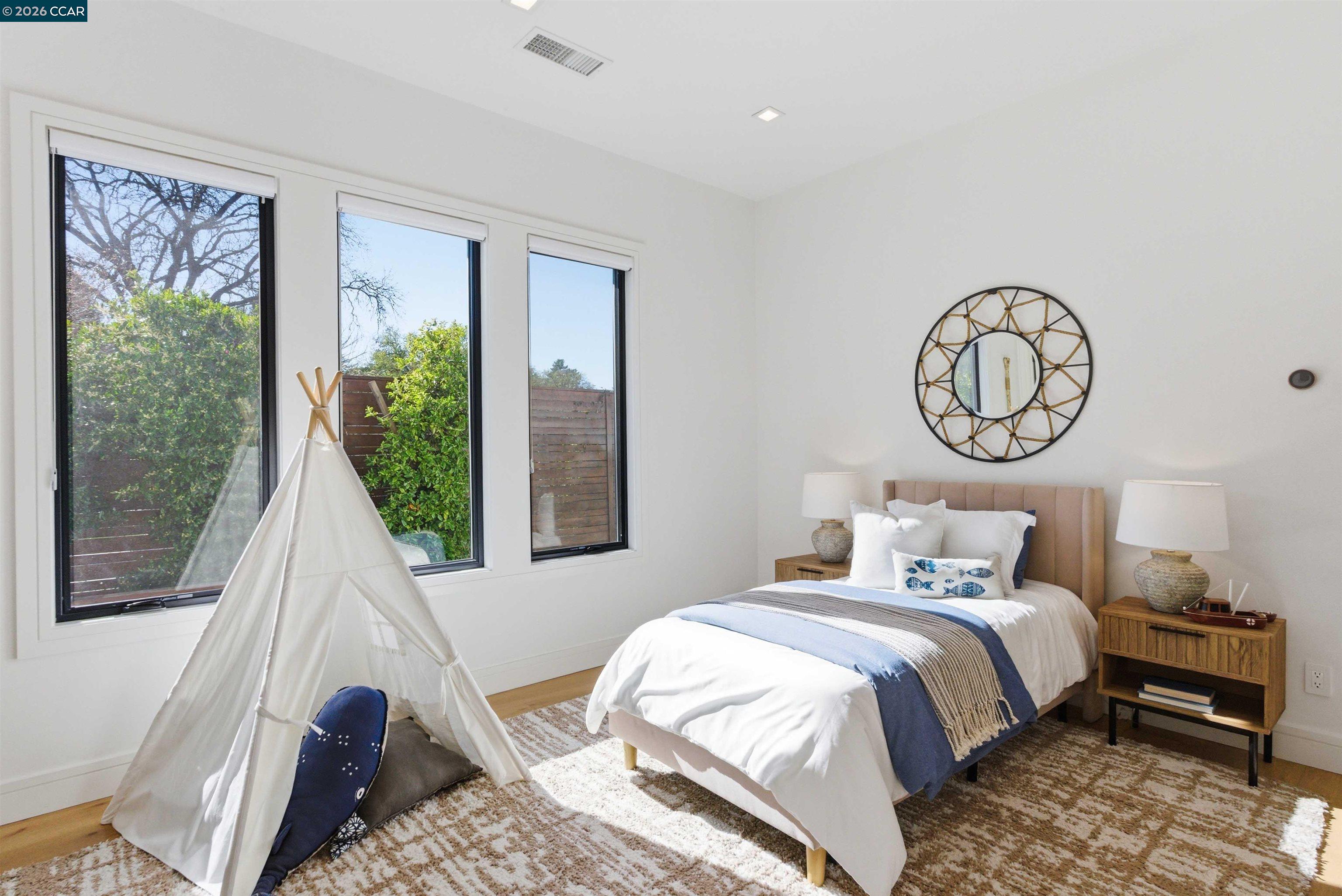 Detail Gallery Image 28 of 52 For 310 David Drive, Alamo,  CA 94507 - 4 Beds | 4/1 Baths