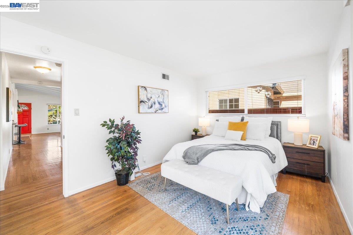 Detail Gallery Image 20 of 39 For 2274 Sleepy Hollow Ave, Hayward,  CA 94545 - 3 Beds | 2 Baths