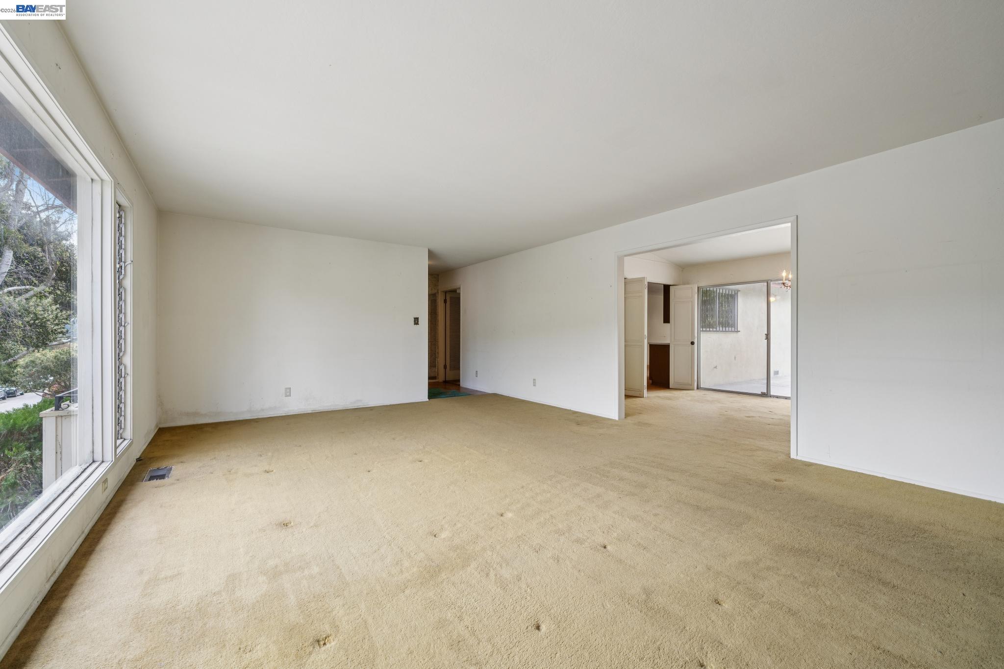 Detail Gallery Image 12 of 60 For 2033 Trafalgar Pl, Oakland,  CA 94611 - 2 Beds | 2 Baths