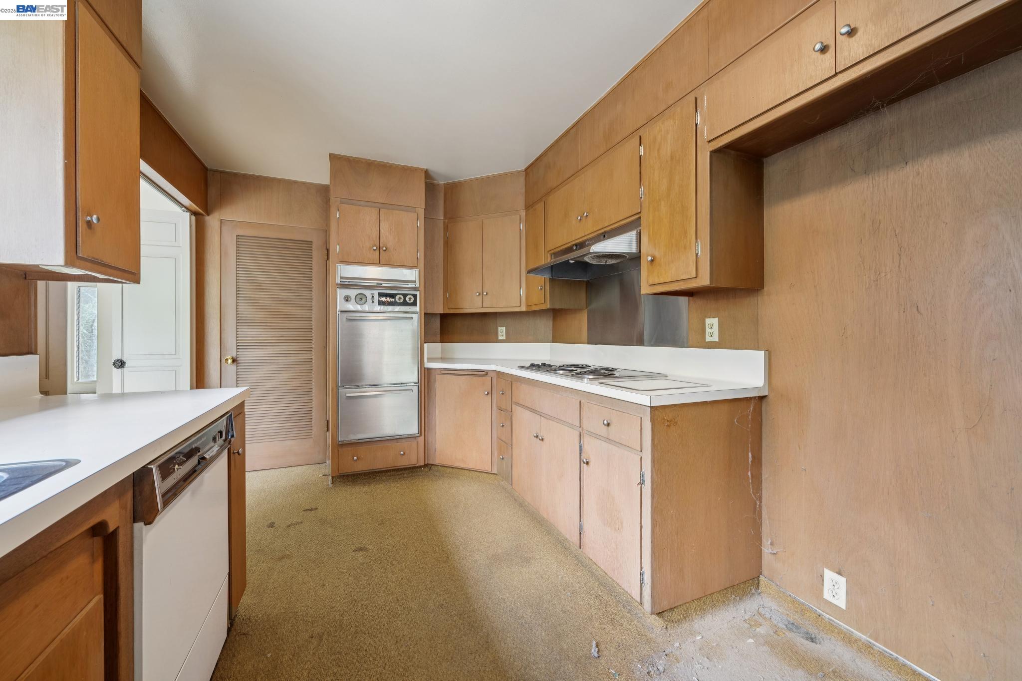 Detail Gallery Image 22 of 60 For 2033 Trafalgar Pl, Oakland,  CA 94611 - 2 Beds | 2 Baths