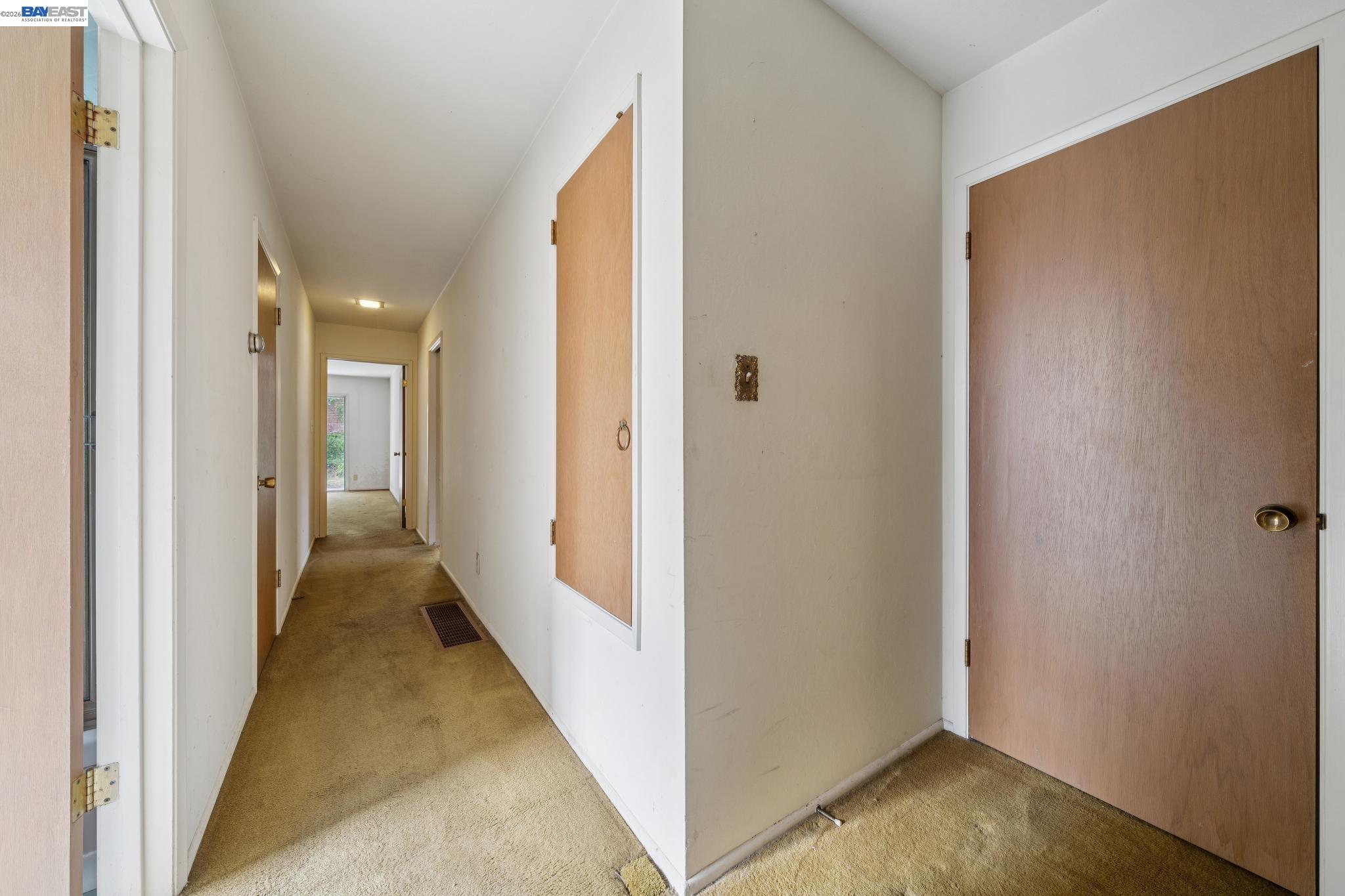 Detail Gallery Image 41 of 60 For 2033 Trafalgar Pl, Oakland,  CA 94611 - 2 Beds | 2 Baths