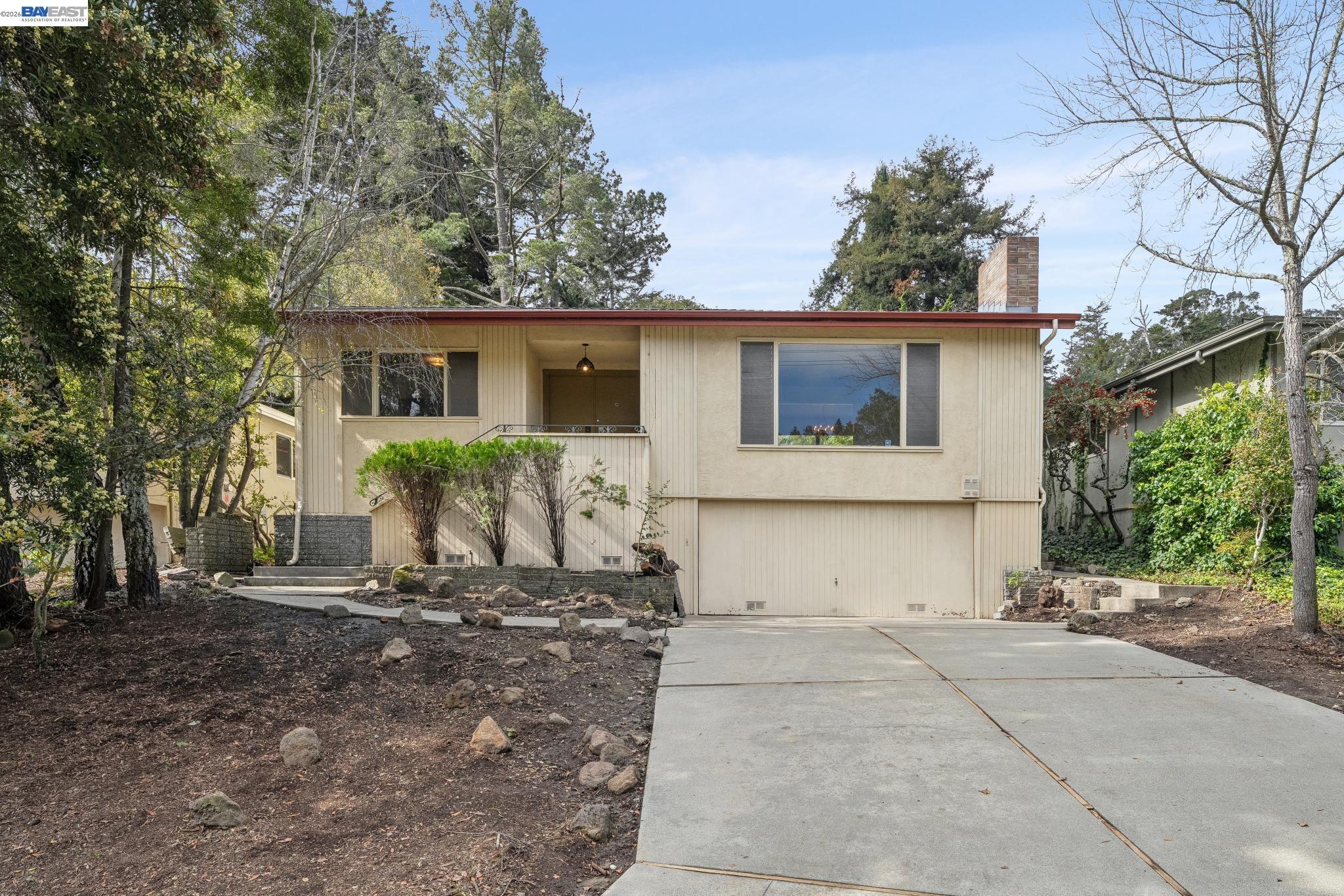 Detail Gallery Image 60 of 60 For 2033 Trafalgar Pl, Oakland,  CA 94611 - 2 Beds | 2 Baths