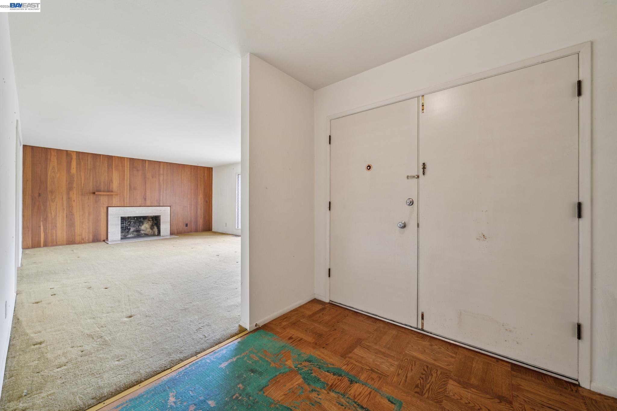 Detail Gallery Image 8 of 60 For 2033 Trafalgar Pl, Oakland,  CA 94611 - 2 Beds | 2 Baths