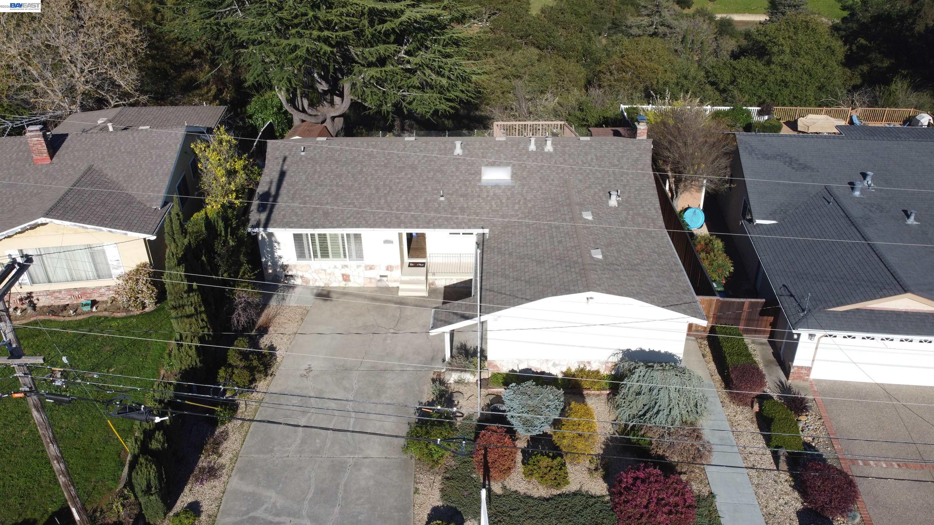 Detail Gallery Image 26 of 36 For 17774 Trenton Dr, Castro Valley,  CA 94546 - 3 Beds | 2 Baths