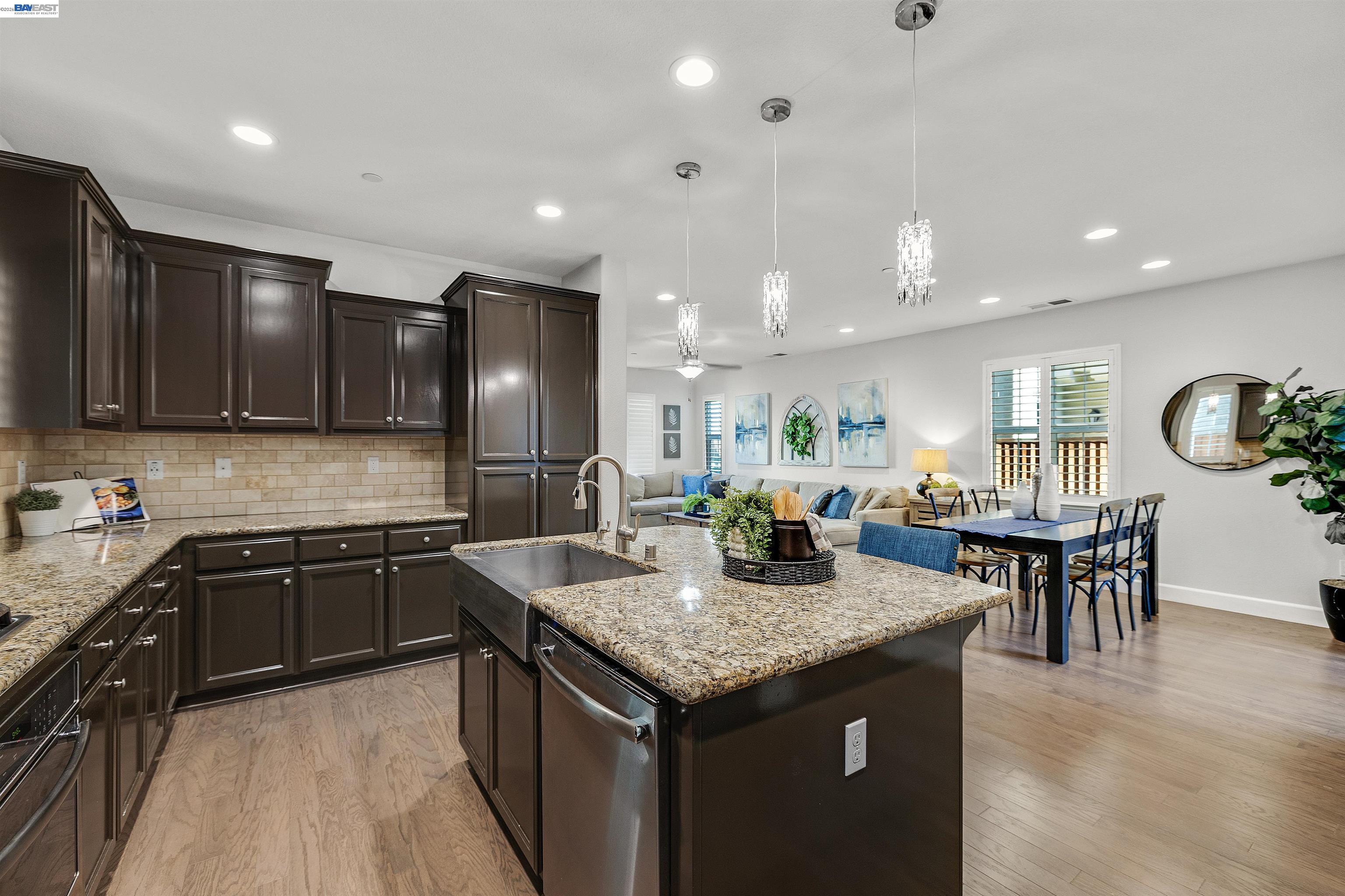 Detail Gallery Image 5 of 40 For 3004 Sonsilla Lane, San Ramon,  CA 94582 - 3 Beds | 2/1 Baths