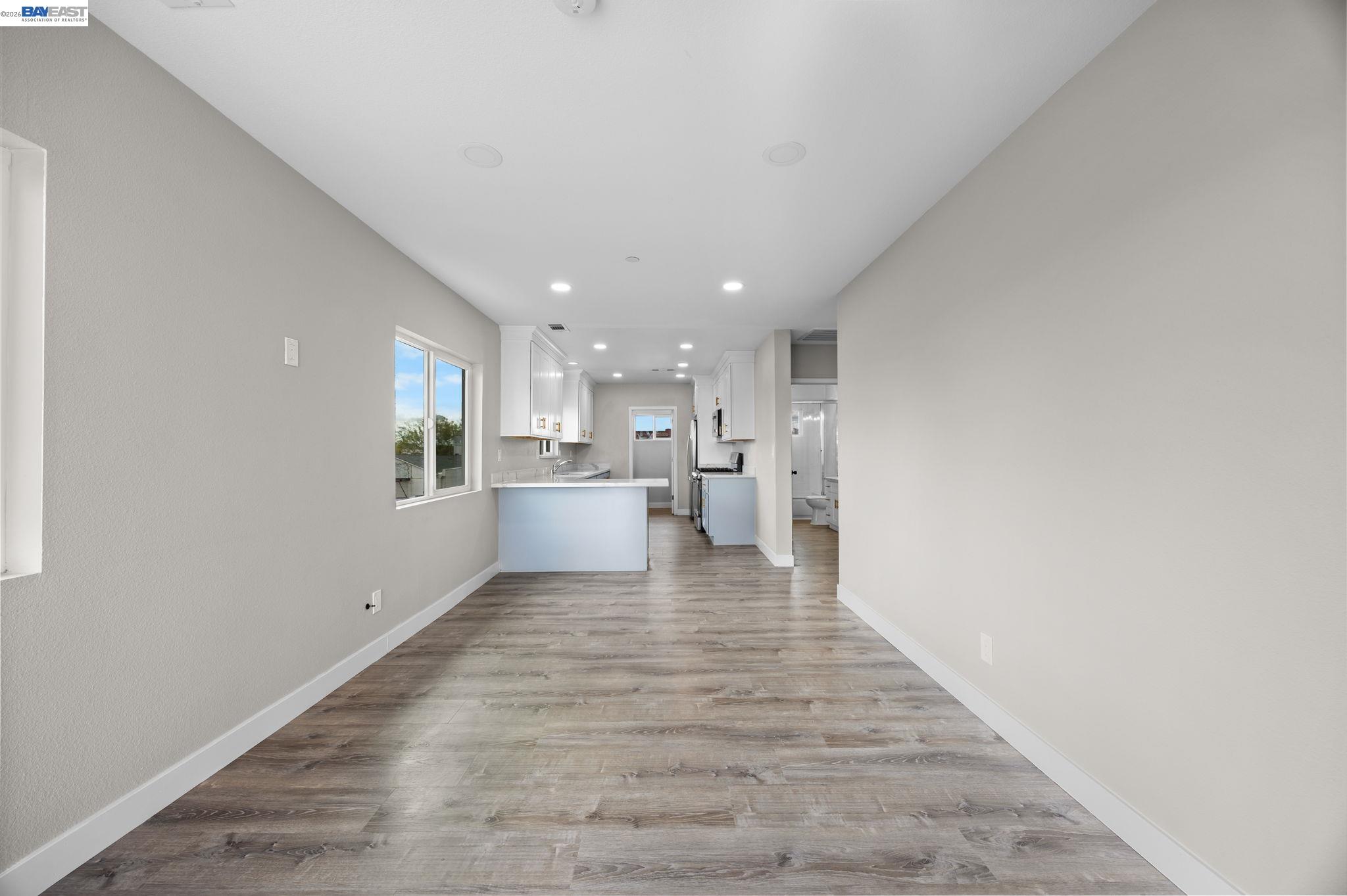 Detail Gallery Image 20 of 43 For 47 N 2nd, Rio Vista,  CA 94571 - 8 Beds | 4 Baths