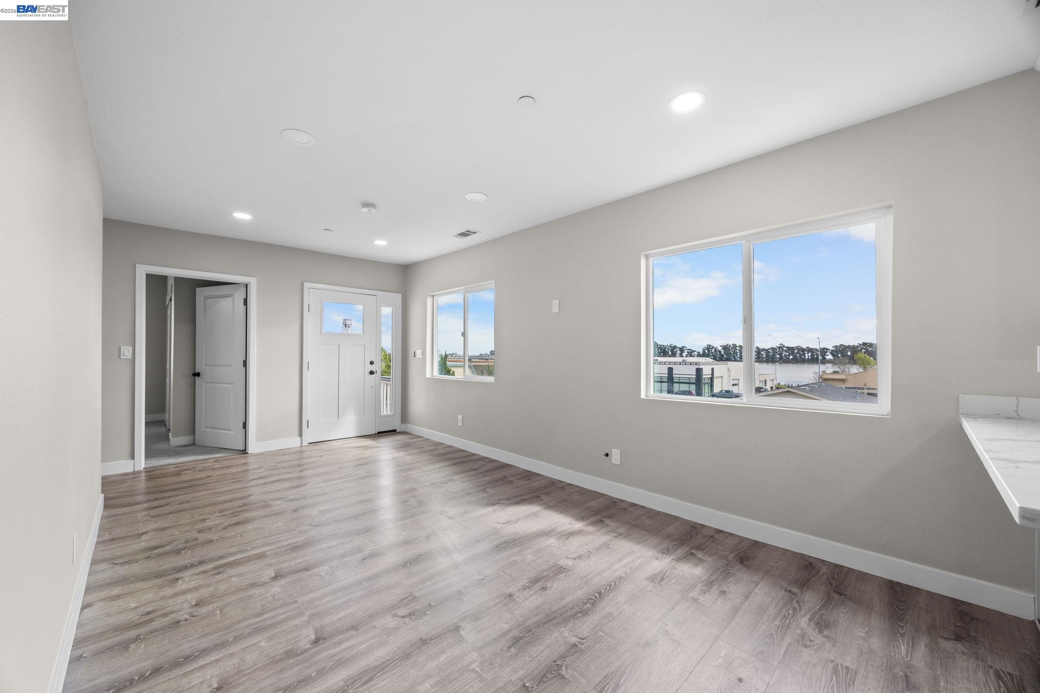 Detail Gallery Image 21 of 43 For 47 N 2nd, Rio Vista,  CA 94571 - 8 Beds | 4 Baths