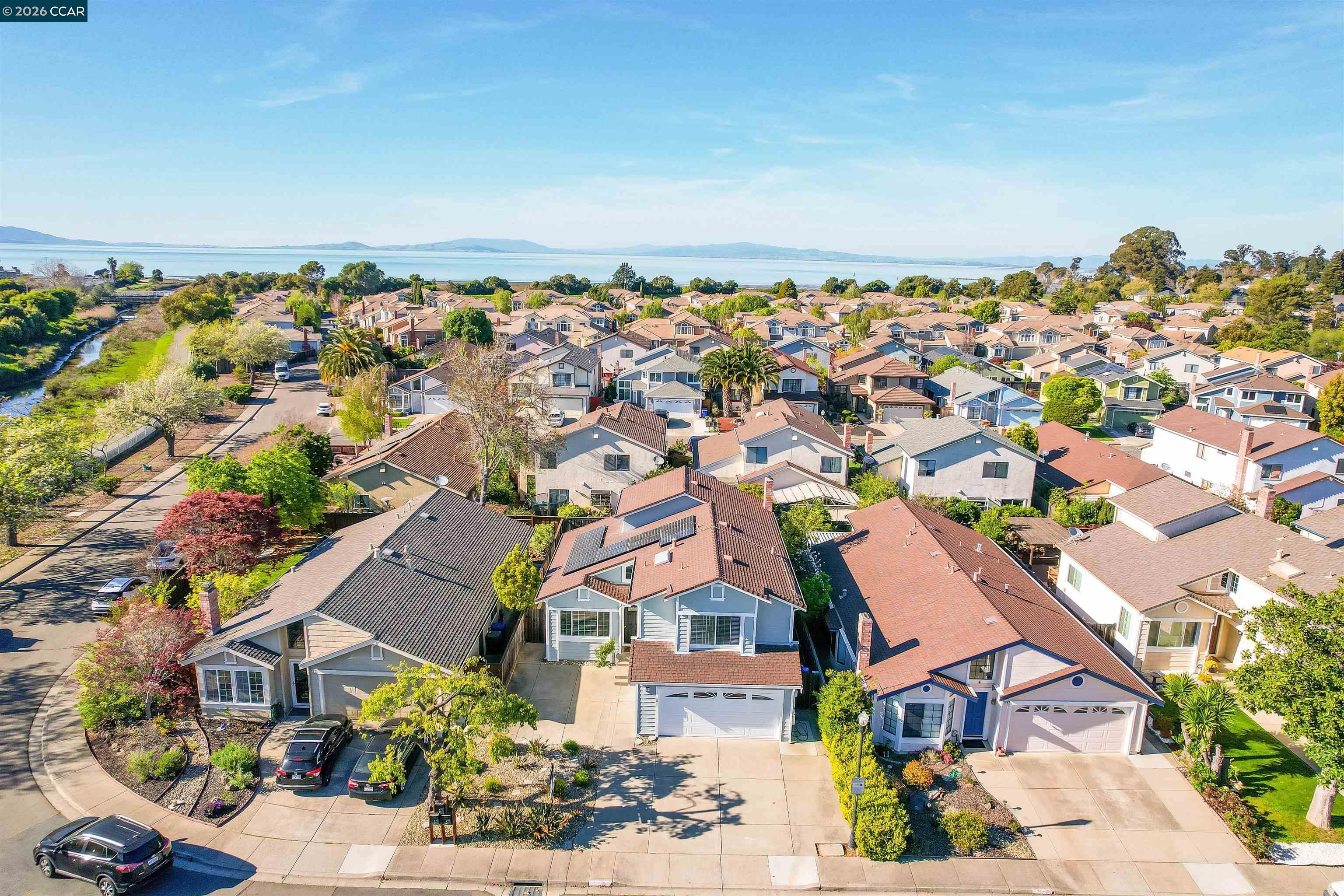 Detail Gallery Image 48 of 59 For 162 Woodfield, Hercules,  CA 94547 - 5 Beds | 3 Baths