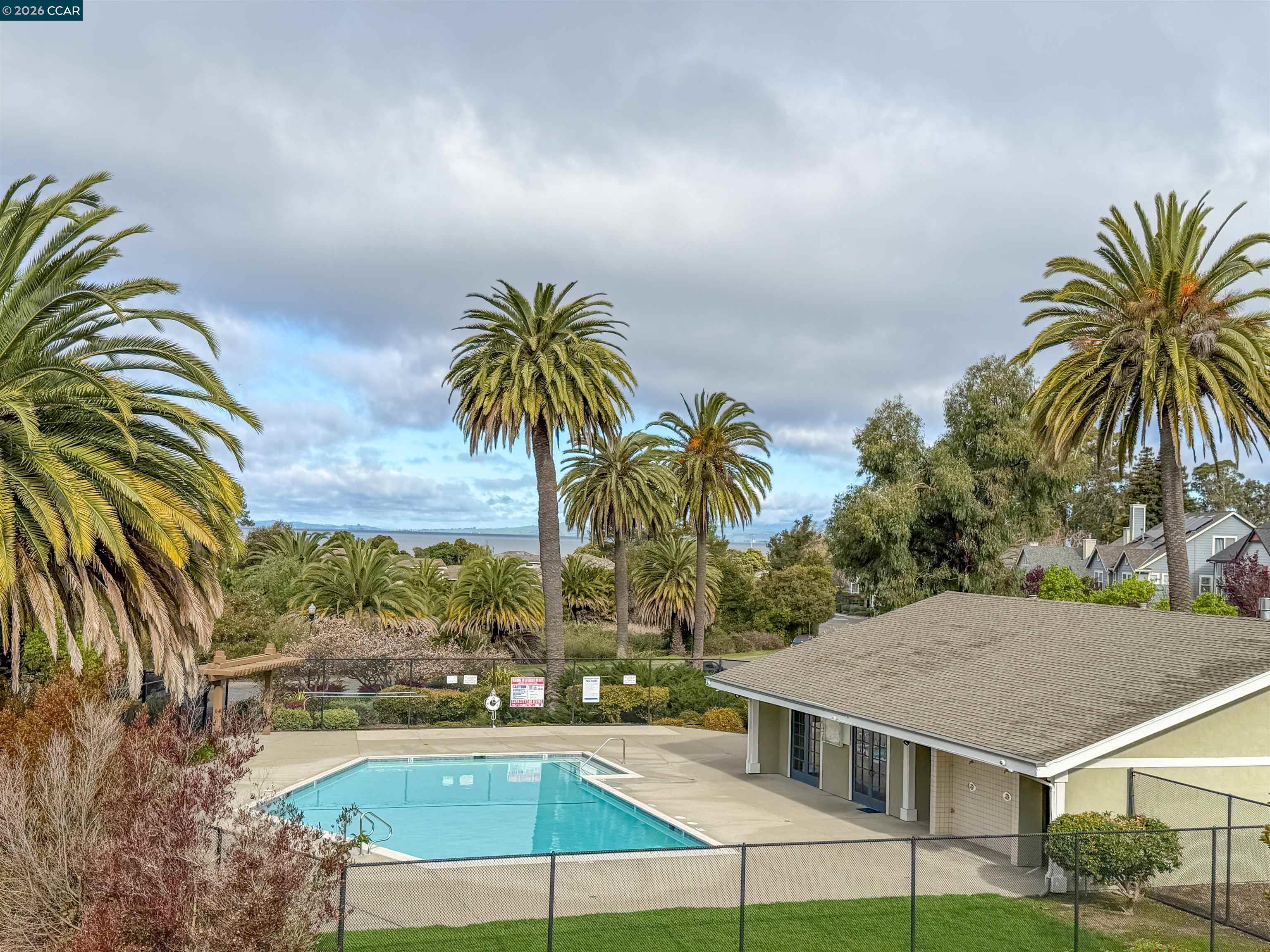 Detail Gallery Image 58 of 59 For 162 Woodfield, Hercules,  CA 94547 - 5 Beds | 3 Baths