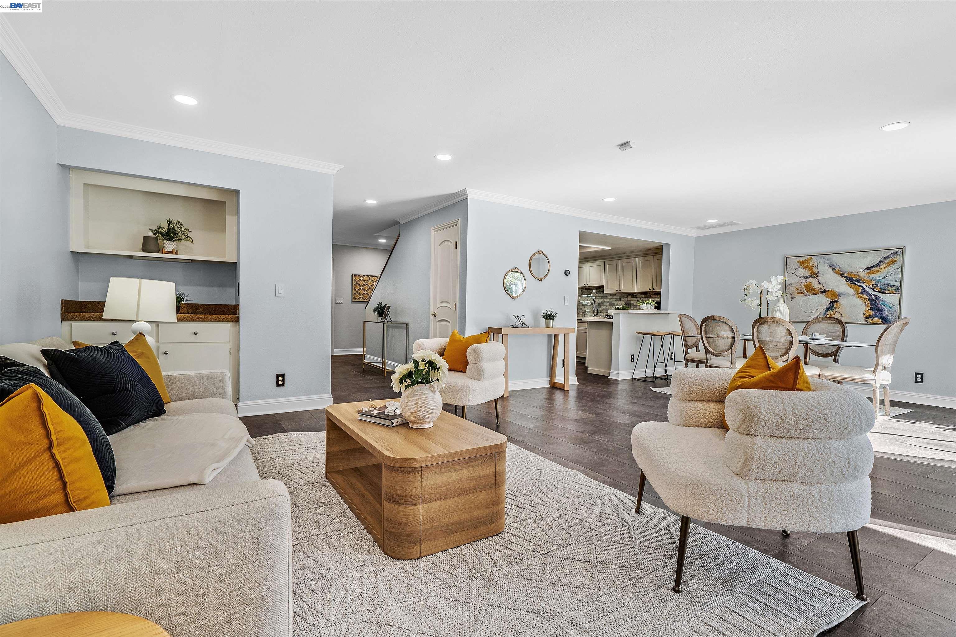 Detail Gallery Image 5 of 52 For 7332 Stonedale Dr, Pleasanton,  CA 94588 - 3 Beds | 2/1 Baths