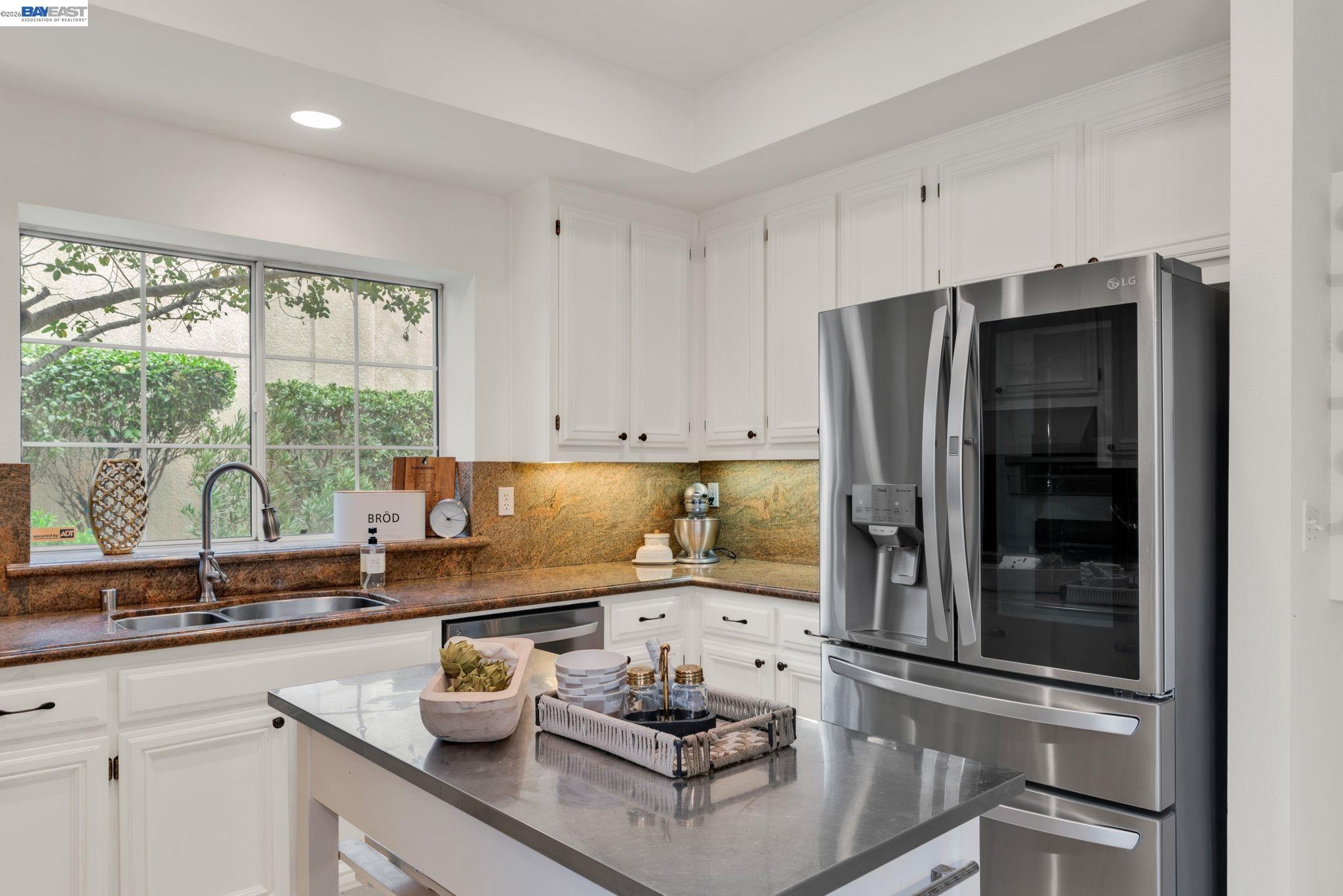 Detail Gallery Image 18 of 52 For 690 Glasgow Cir, Danville,  CA 94526 - 4 Beds | 2/1 Baths