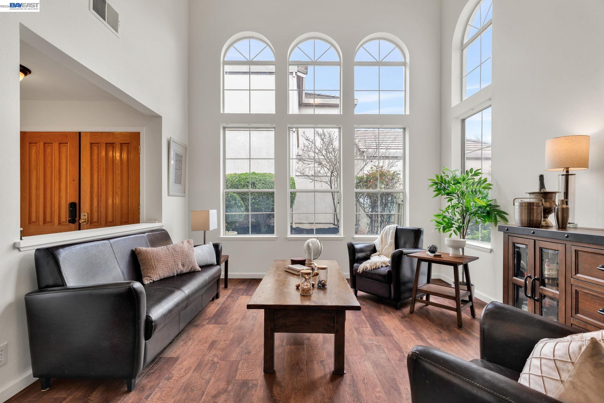 Detail Gallery Image 6 of 52 For 690 Glasgow Cir, Danville,  CA 94526 - 4 Beds | 2/1 Baths