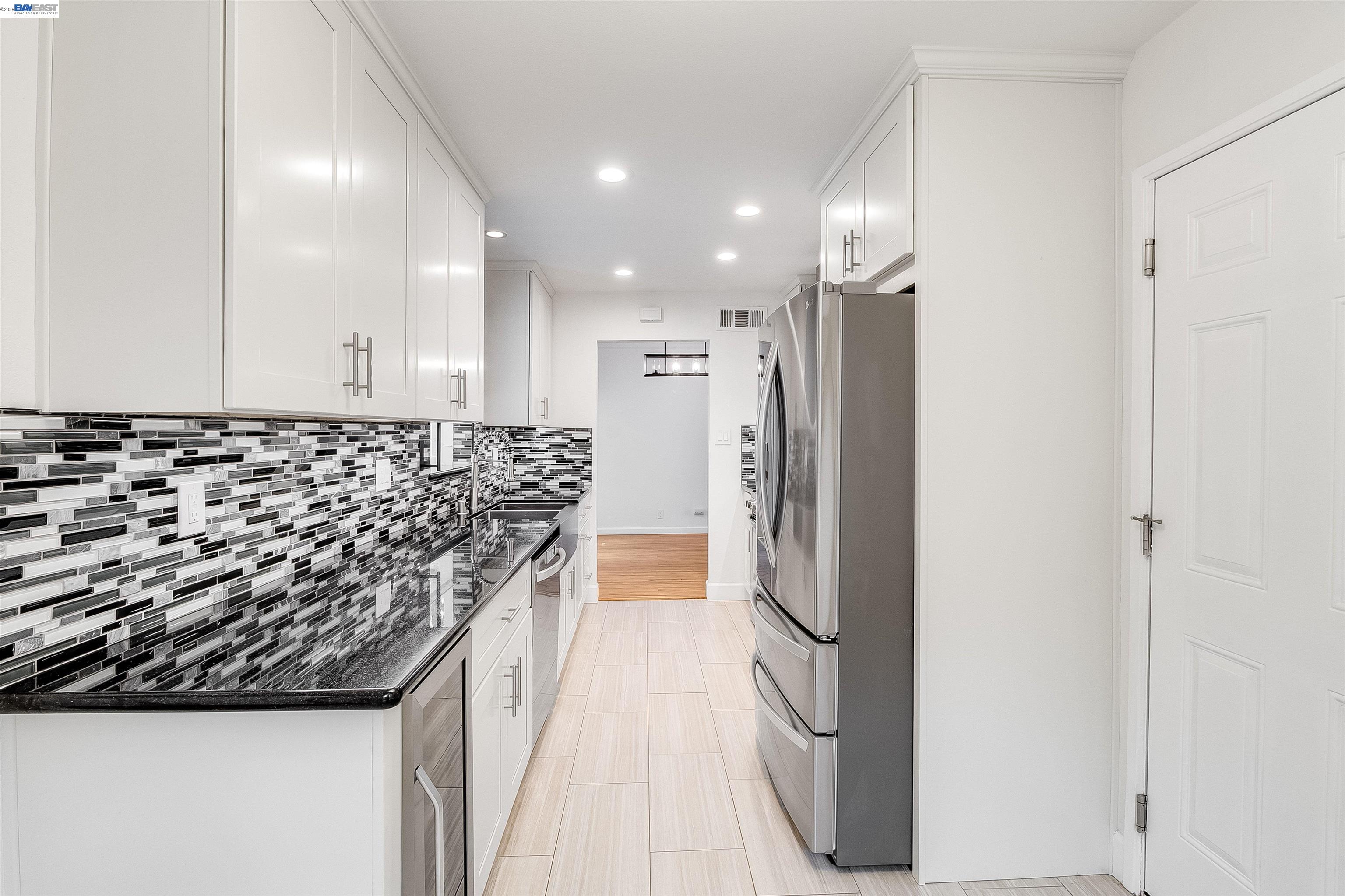 Detail Gallery Image 17 of 51 For 174 Loralee Pl, Pleasant Hill,  CA 94523 - 3 Beds | 2 Baths