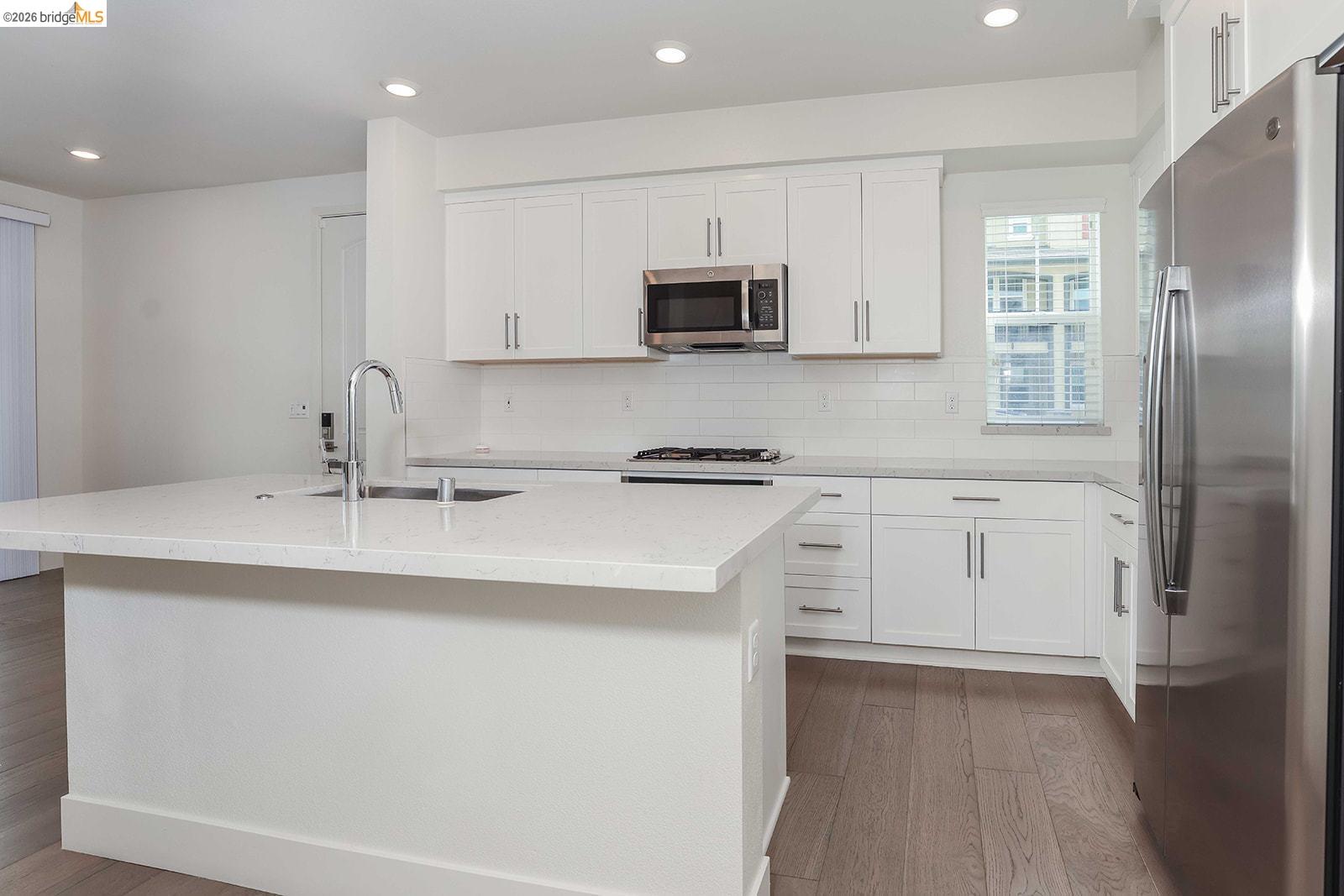 Photo #7: 41125888 Listing: Photo #7