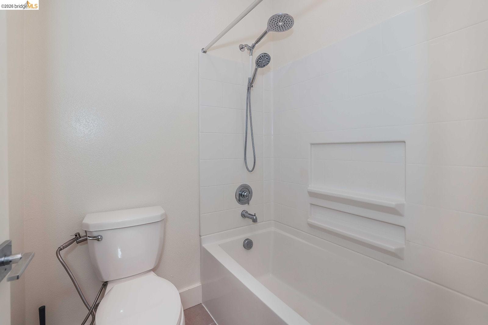 Photo #25: 41125889 Listing: Photo #25