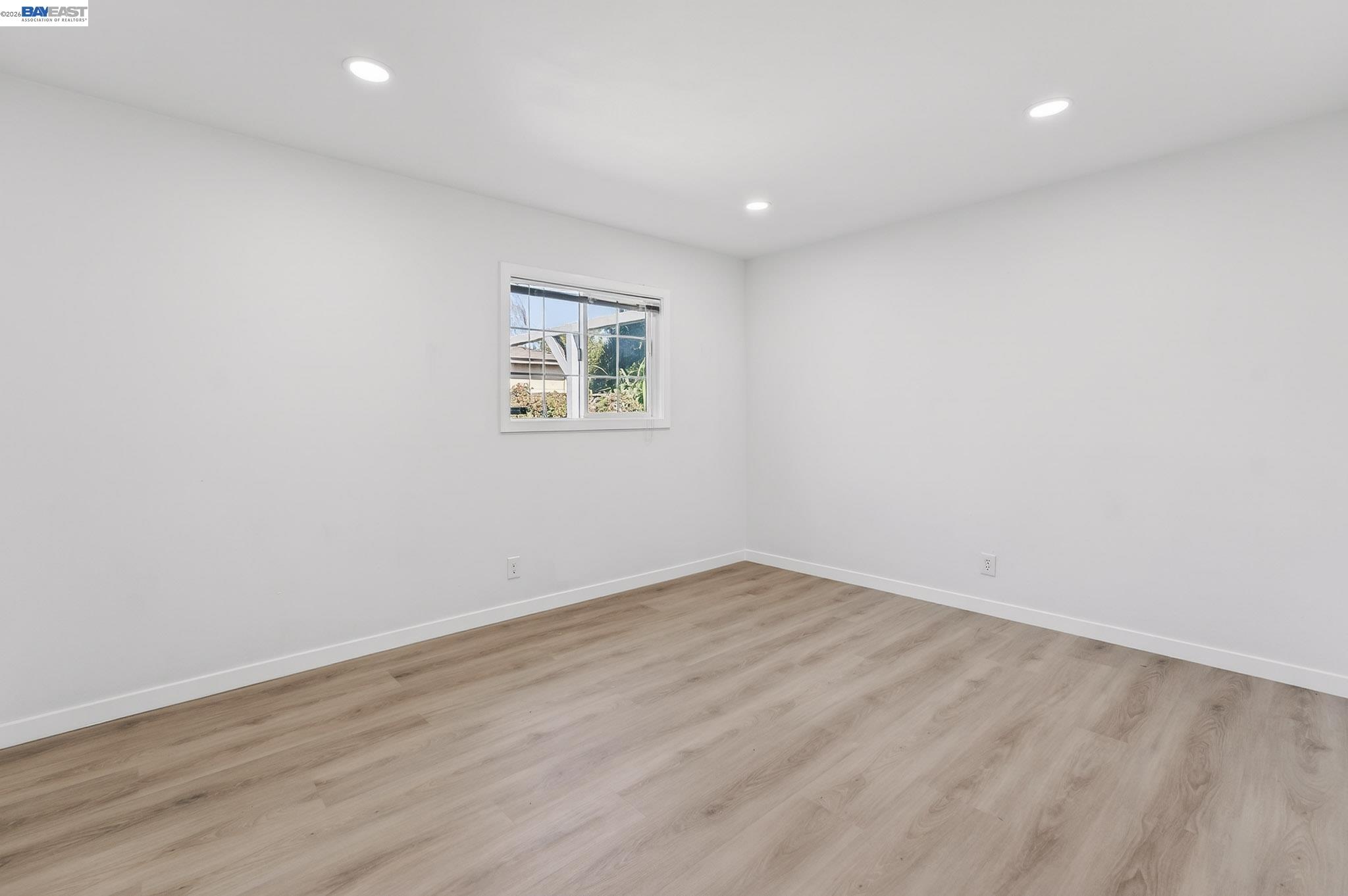 Detail Gallery Image 18 of 41 For 15524 Montreal St, San Leandro,  CA 94579 - 3 Beds | 2 Baths