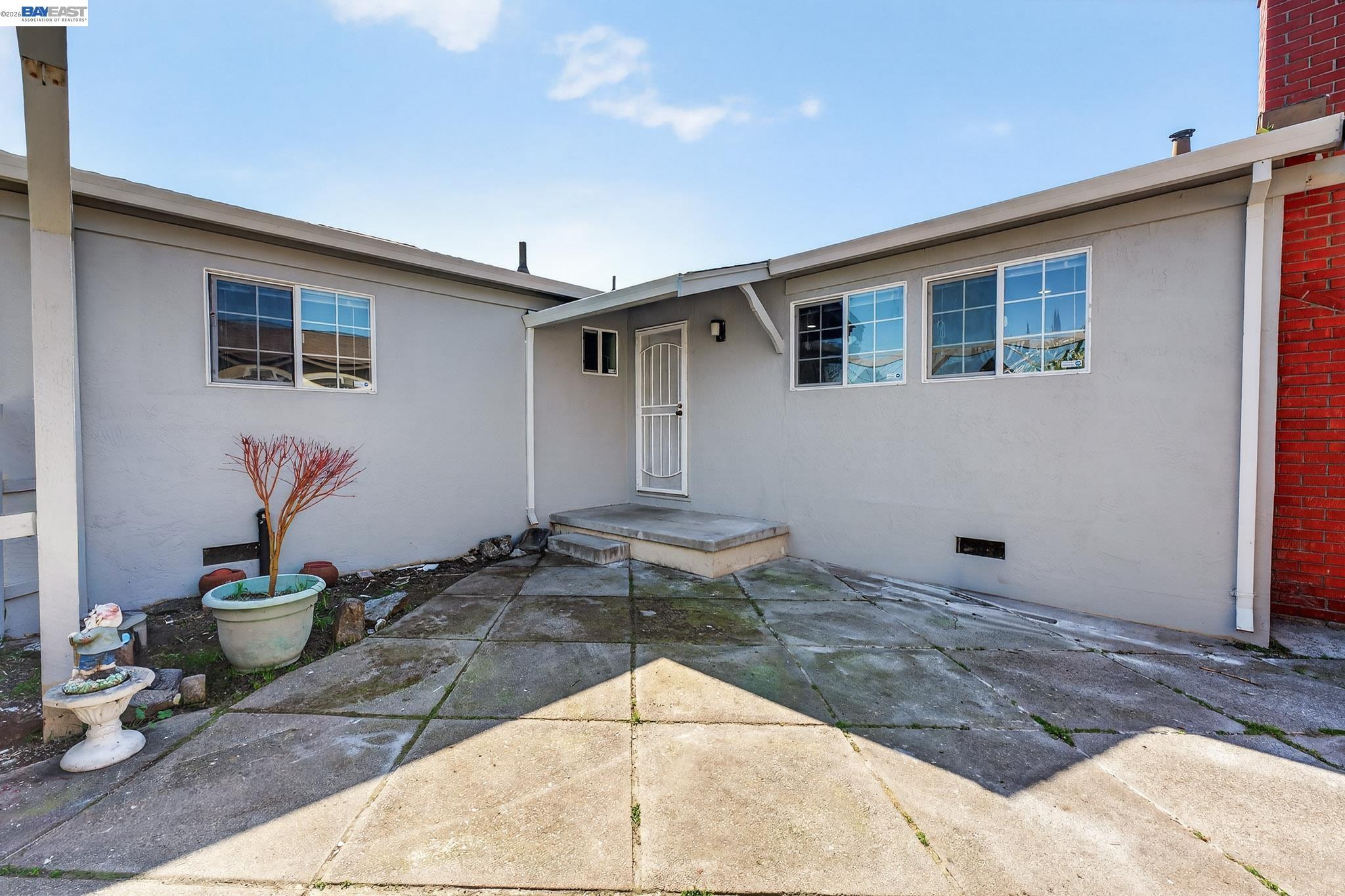 Detail Gallery Image 27 of 41 For 15524 Montreal St, San Leandro,  CA 94579 - 3 Beds | 2 Baths