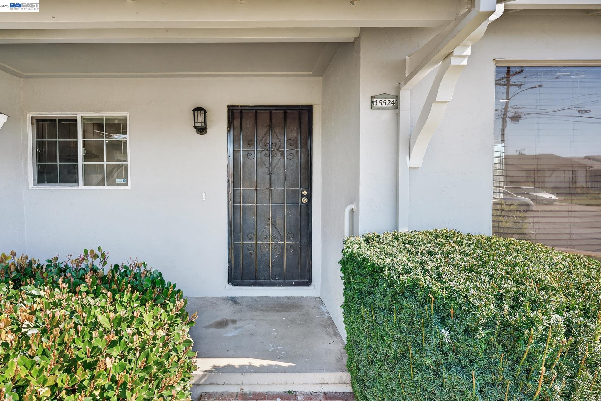 Detail Gallery Image 4 of 41 For 15524 Montreal St, San Leandro,  CA 94579 - 3 Beds | 2 Baths