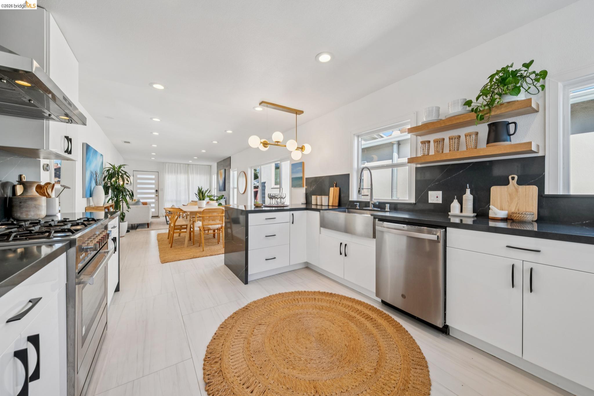 Detail Gallery Image 16 of 58 For 1646 Ashby Ave, Berkeley,  CA 94703 - 3 Beds | 2 Baths