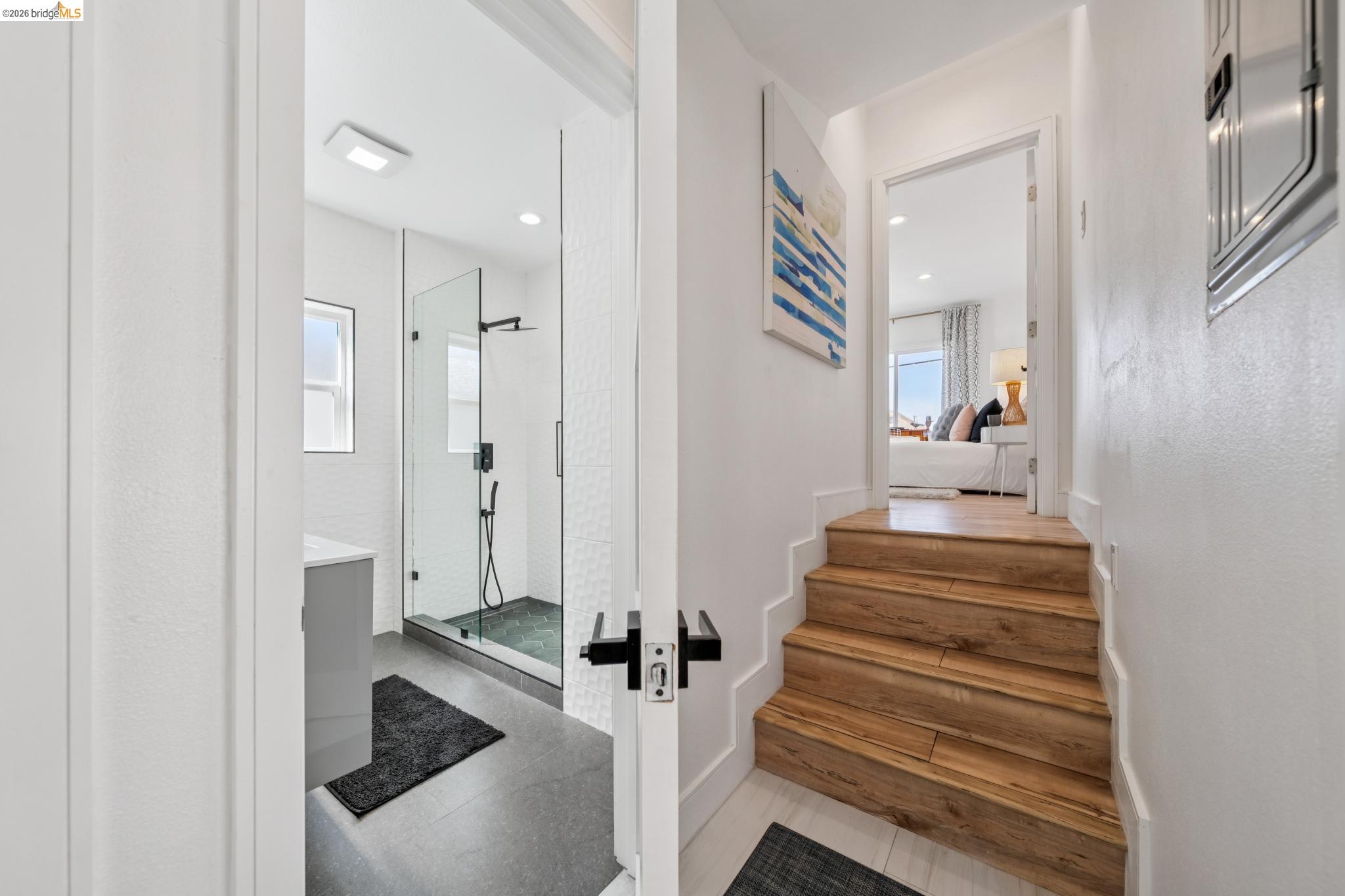 Detail Gallery Image 22 of 58 For 1646 Ashby Ave, Berkeley,  CA 94703 - 3 Beds | 2 Baths